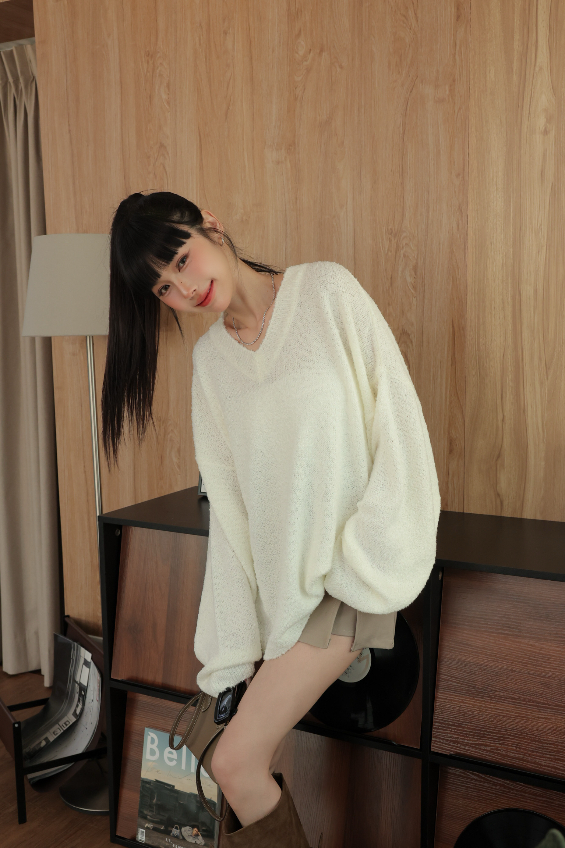 軟糯長版V領針織上衣 HA40