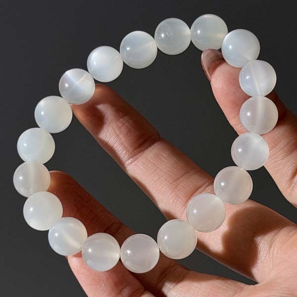 白月光石手串