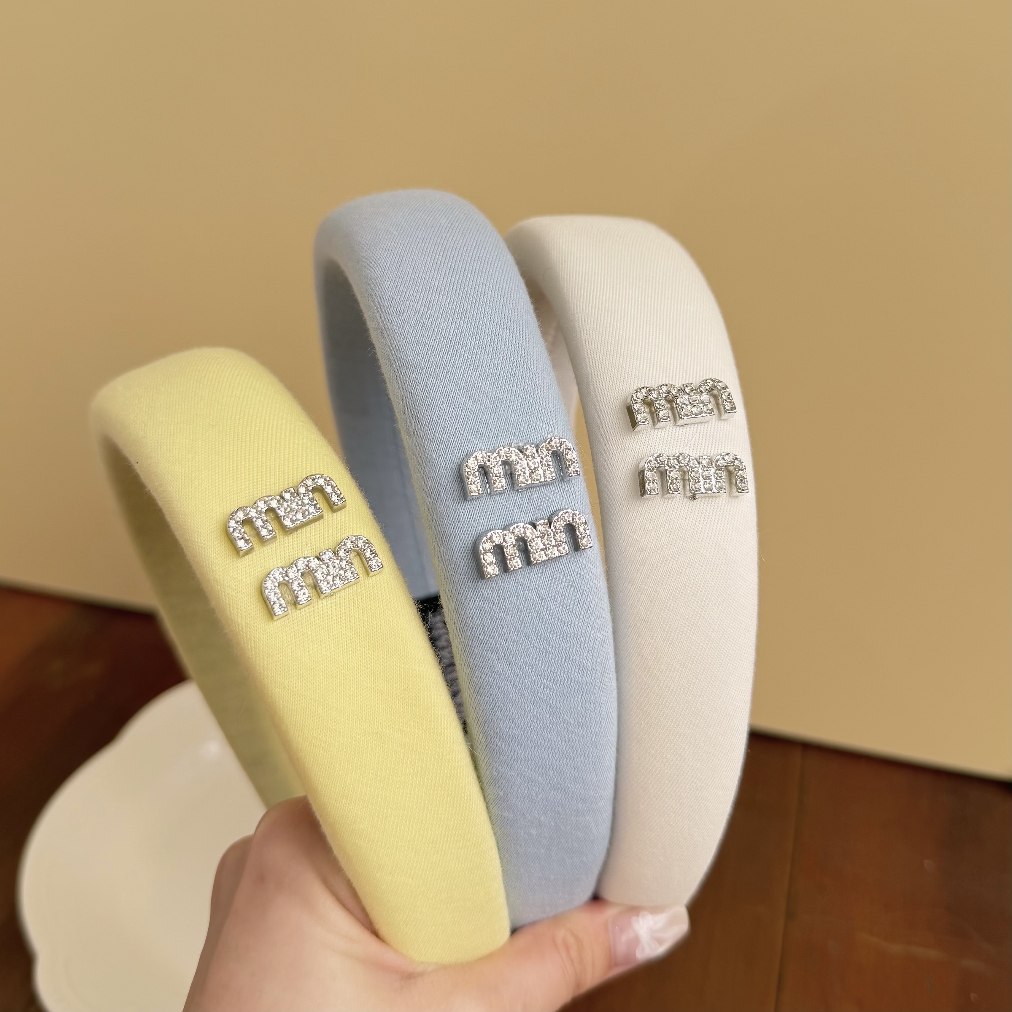 H272水鑽字母斜紋髮箍