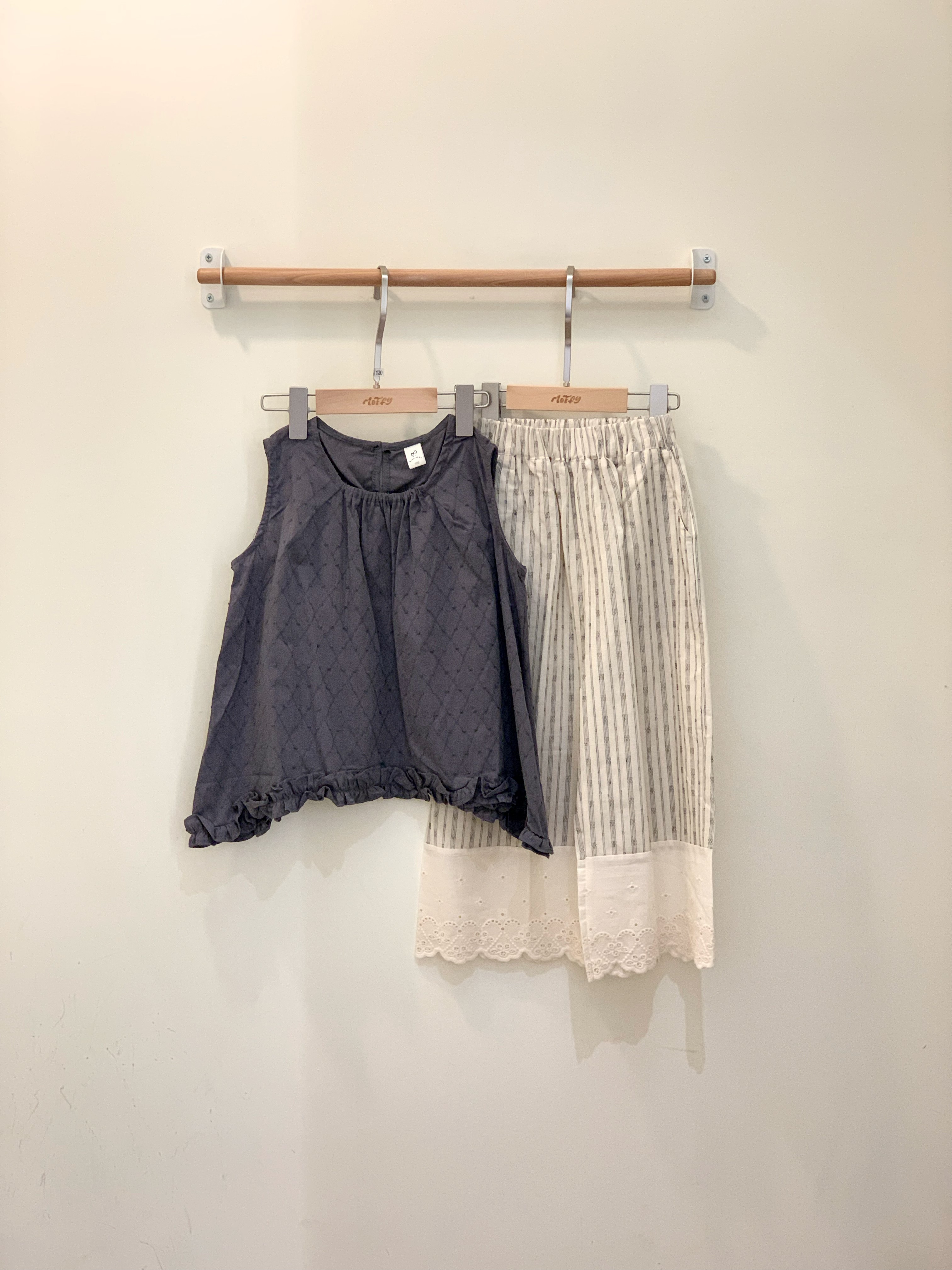 小立體紋背心套裝