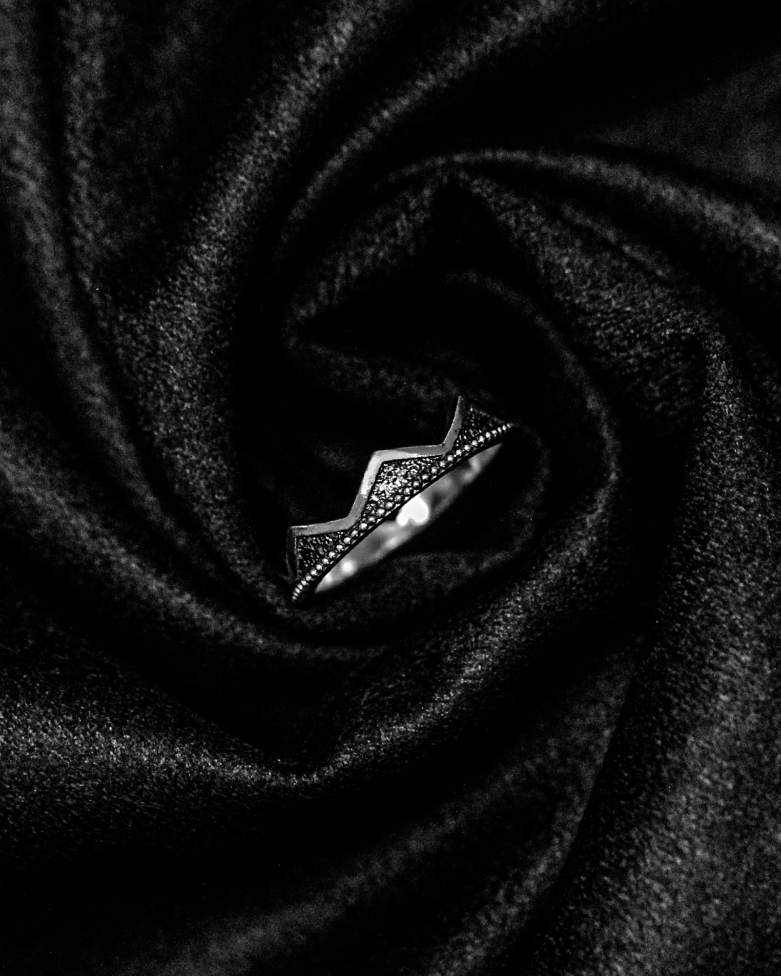 Hard Wired Throne 4.5mm