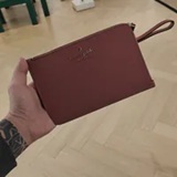 [S] KATE SPADE POMEGRANAT WLRU5435 CAMERON MD LZP WRISLET SAFFIANO LEATHER, 196021653360 (SKS1735)