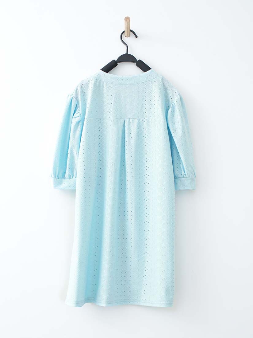 甜蜜蕾絲緹花v領上衣(2色)