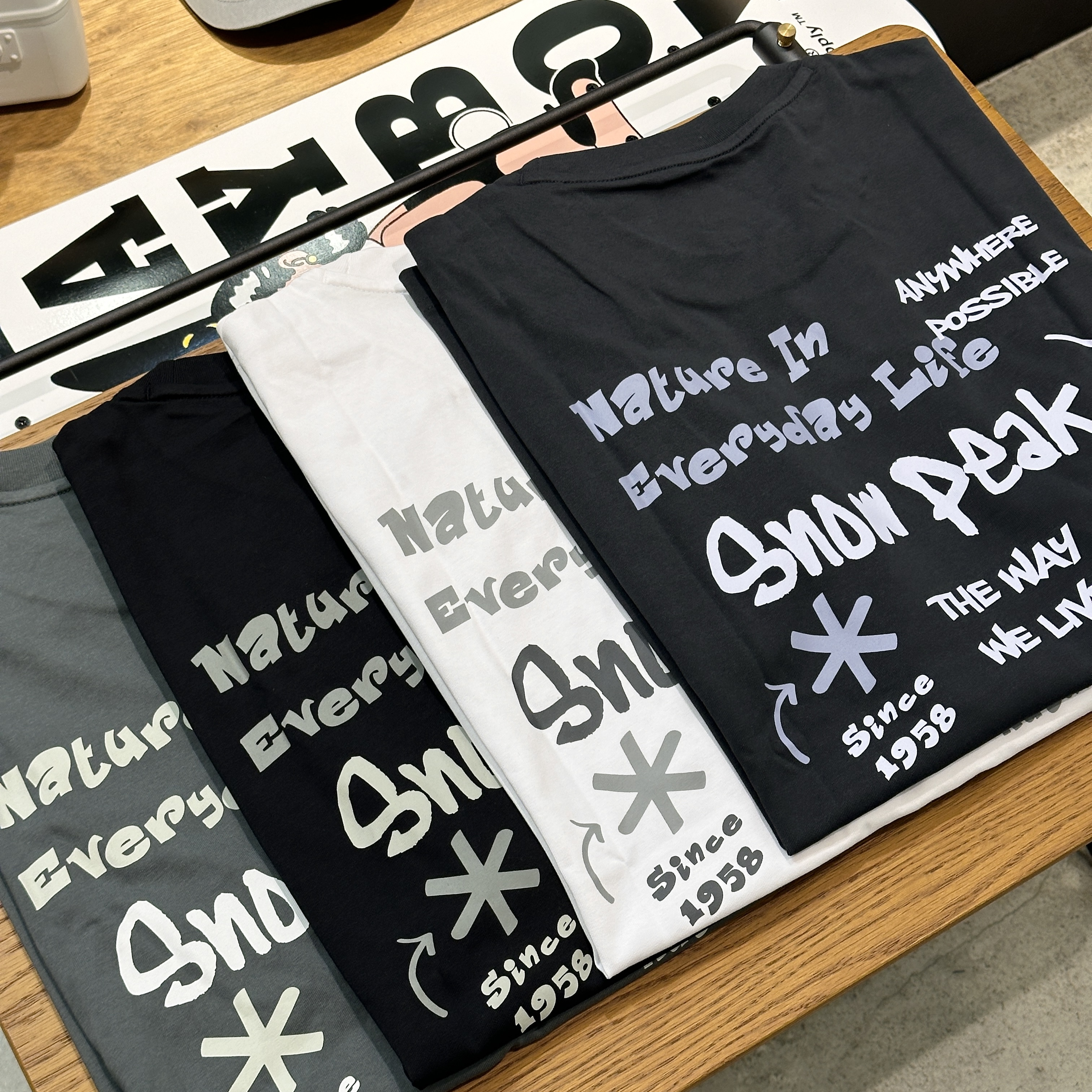 【現貨】snow peak Aerocool Doodle Graphic Short Sleeve T-Shirt 塗鴉字體 短tee S26MUFTS30