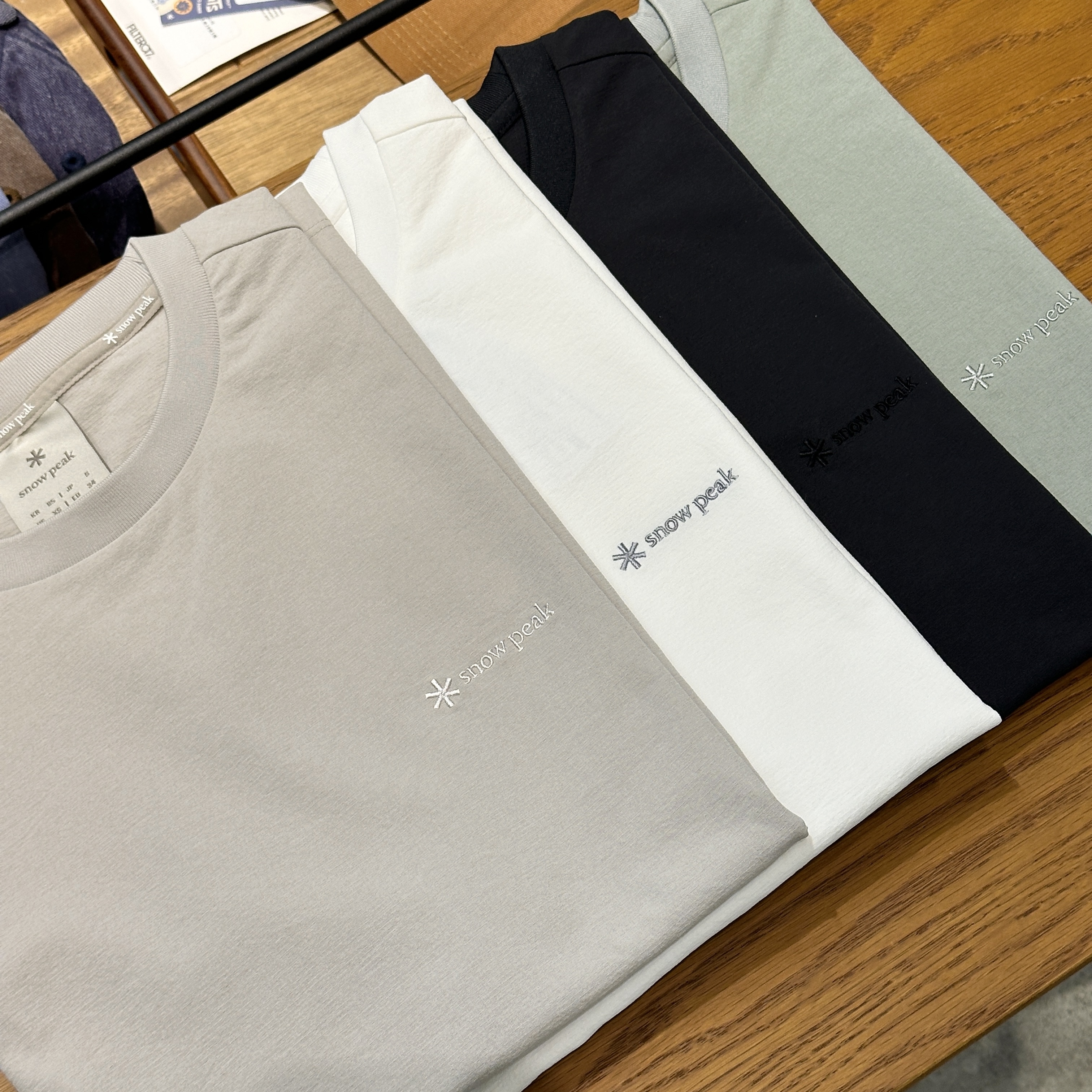 【現貨】snow peak Classic Woven Women Short Sleeve T-shirt 26SS 基本款 女款小刺繡 速乾 短tee S26MWTTS17