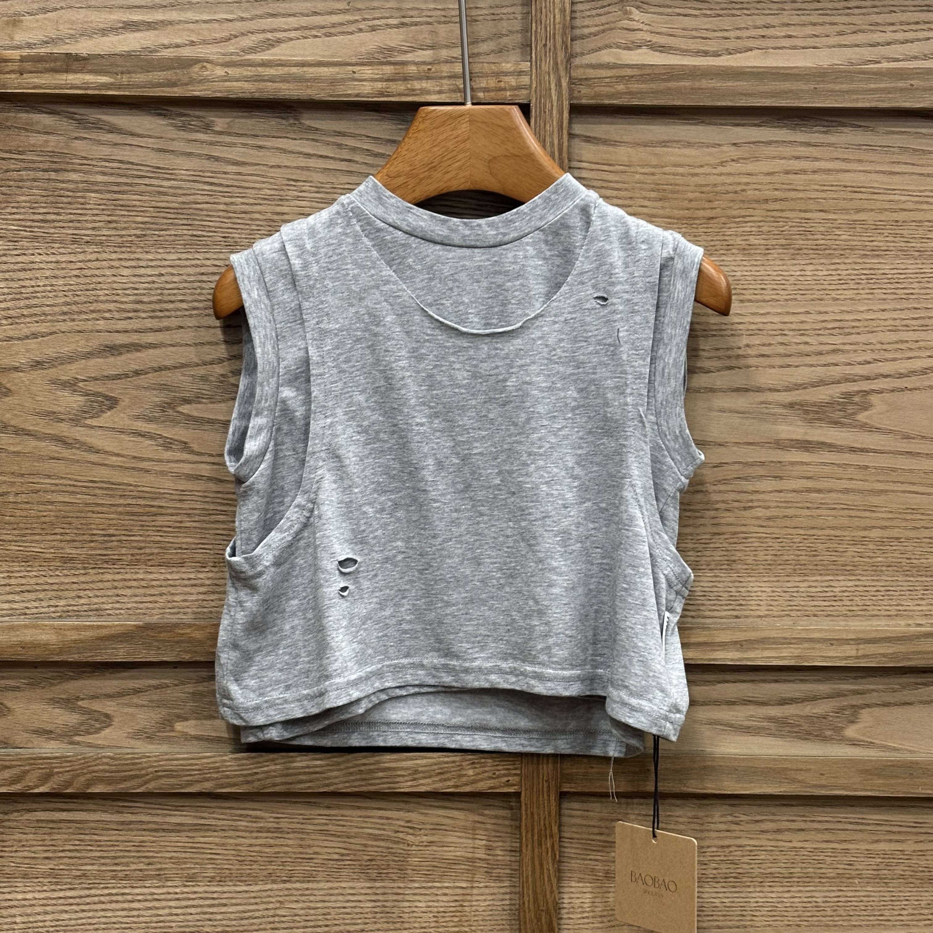 A04389假兩件小破洞背心