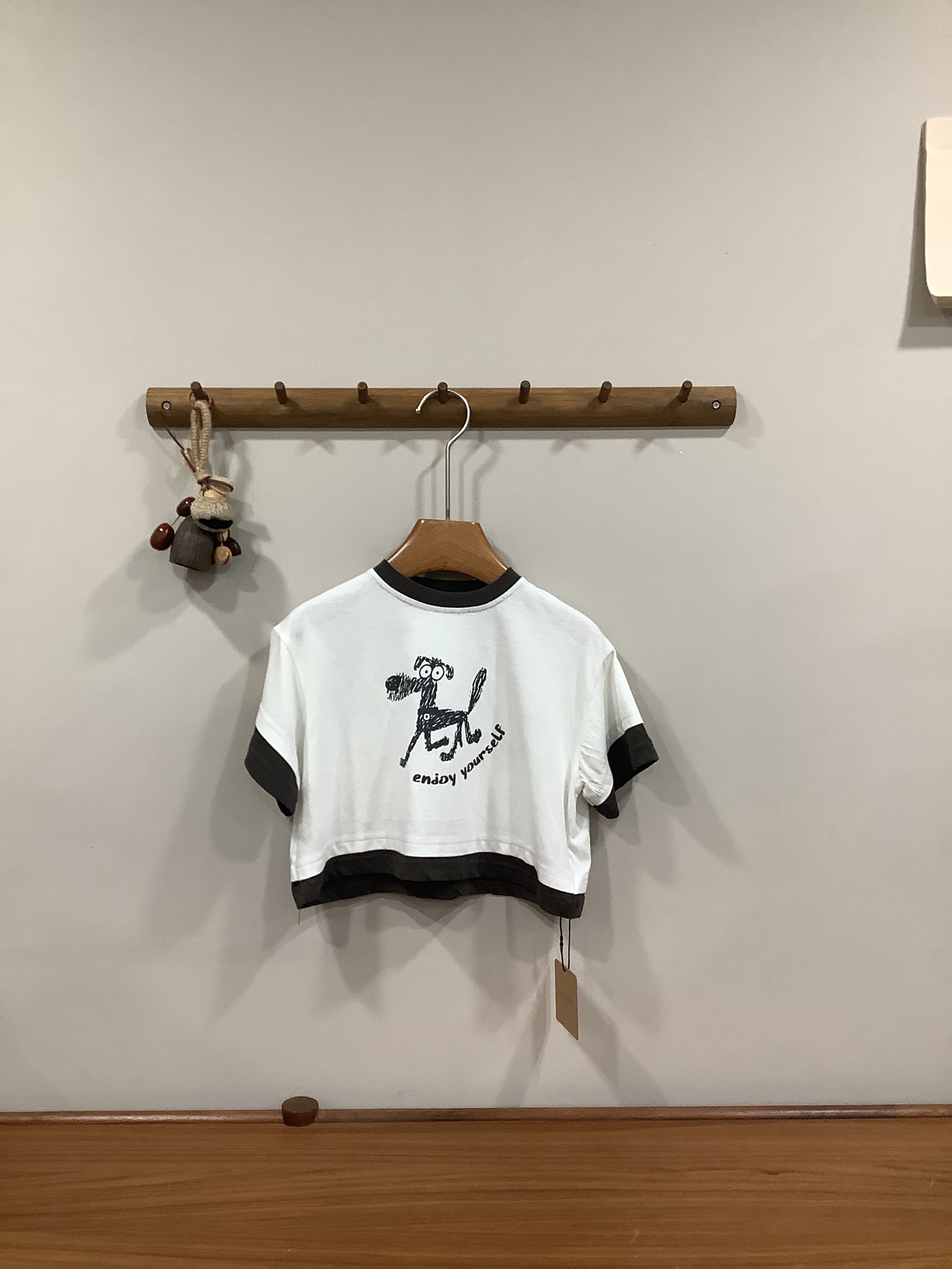 A04433拼接狗狗插圖上衣