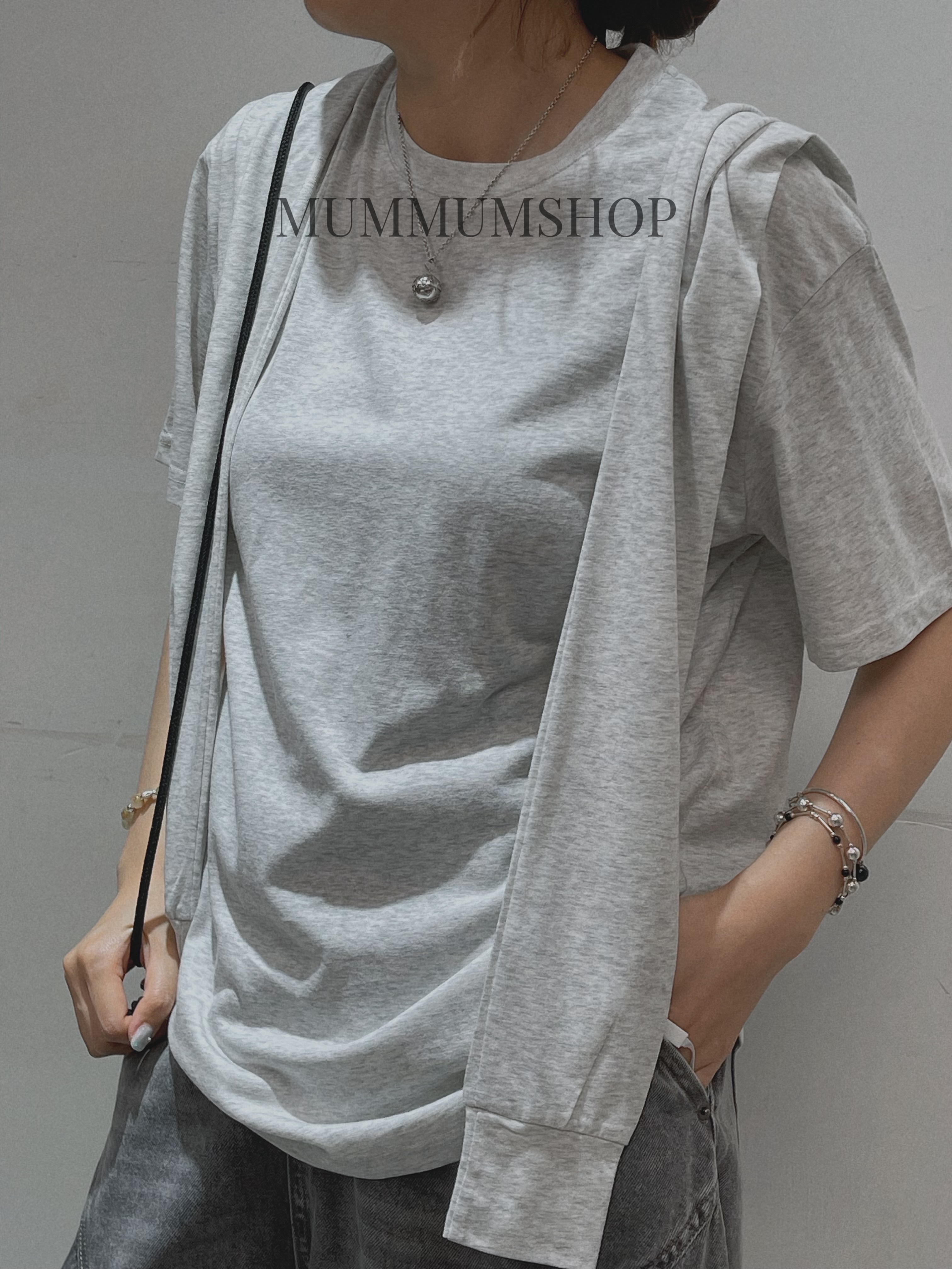 0213198a/日常簡約T恤款配披肩帽　44/44/27