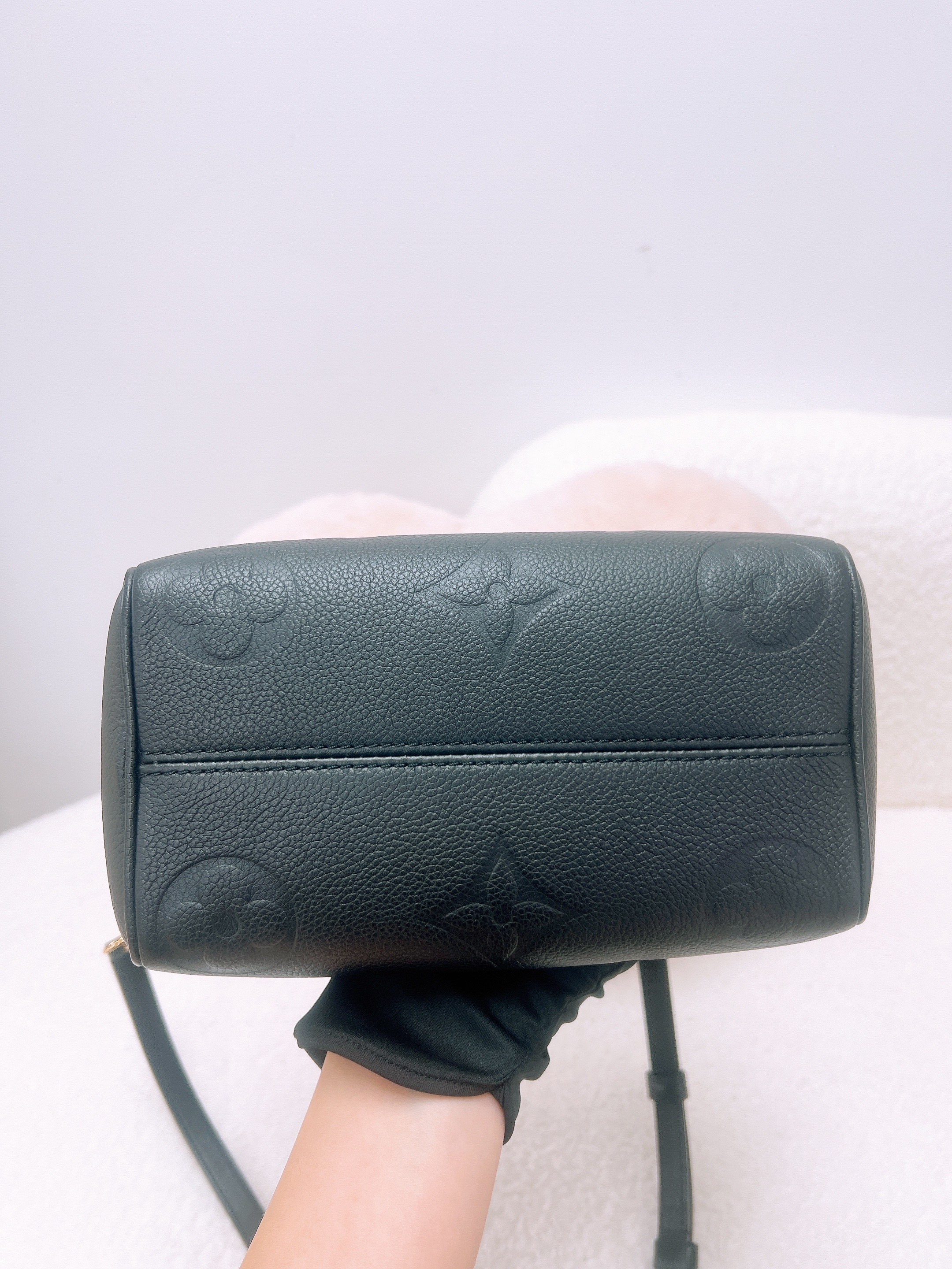Lv speedy 20 black empreinte monogram