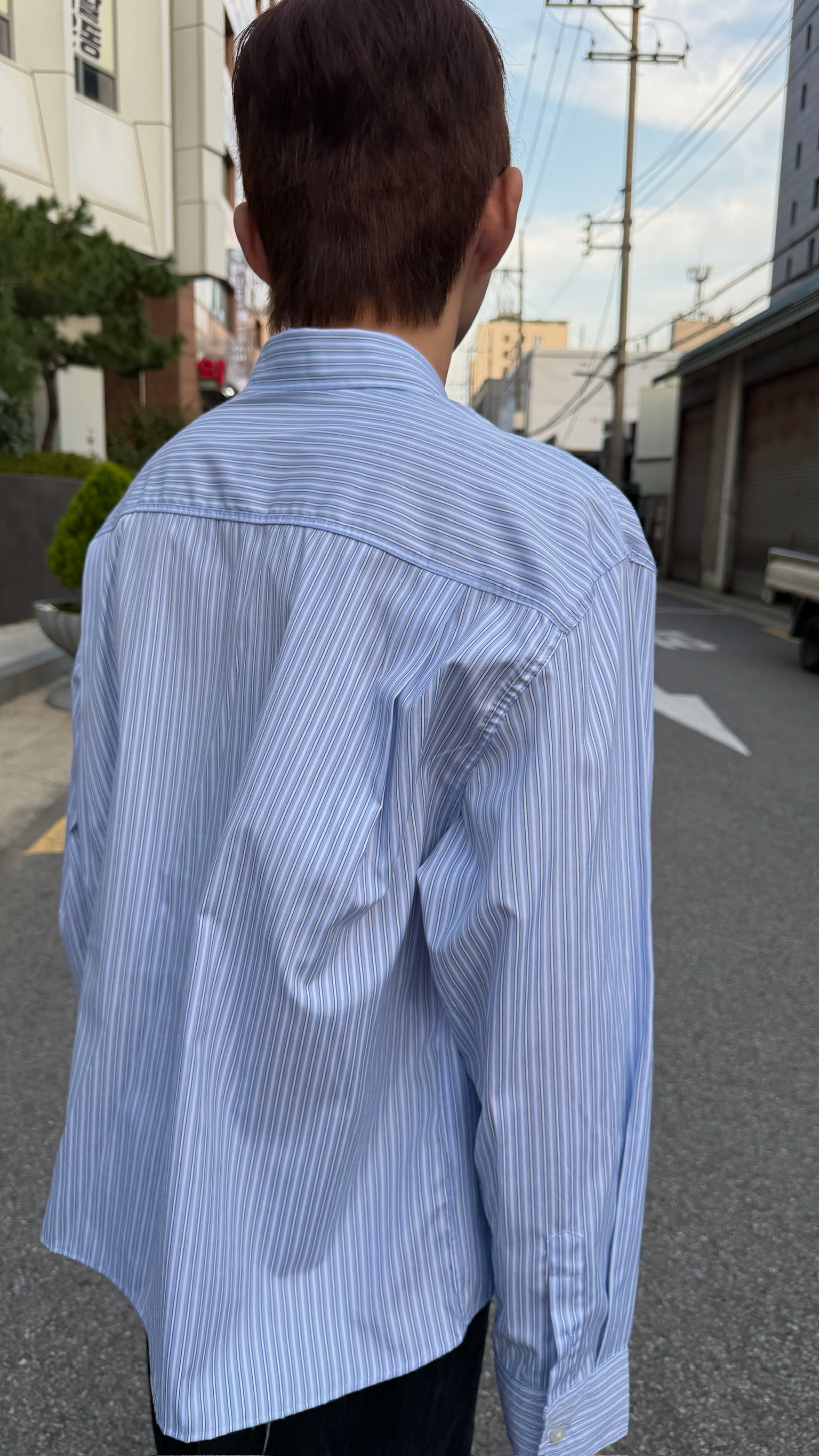 寬短俐落直紋衫（抗皺）