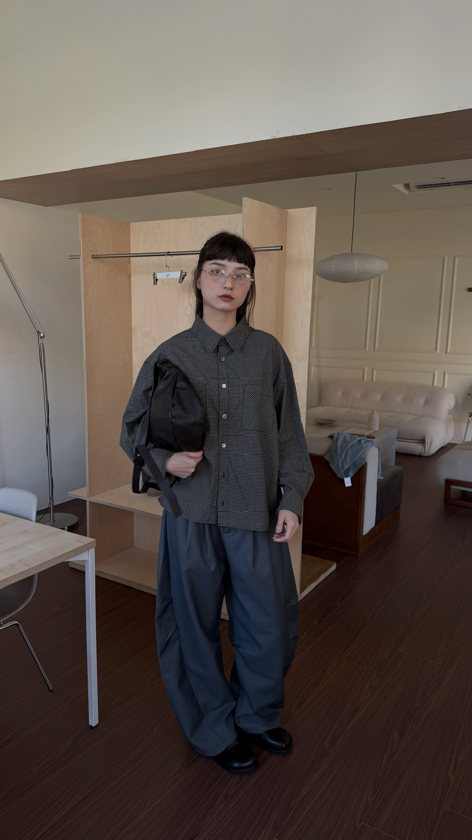 不對稱口袋格紋襯衫