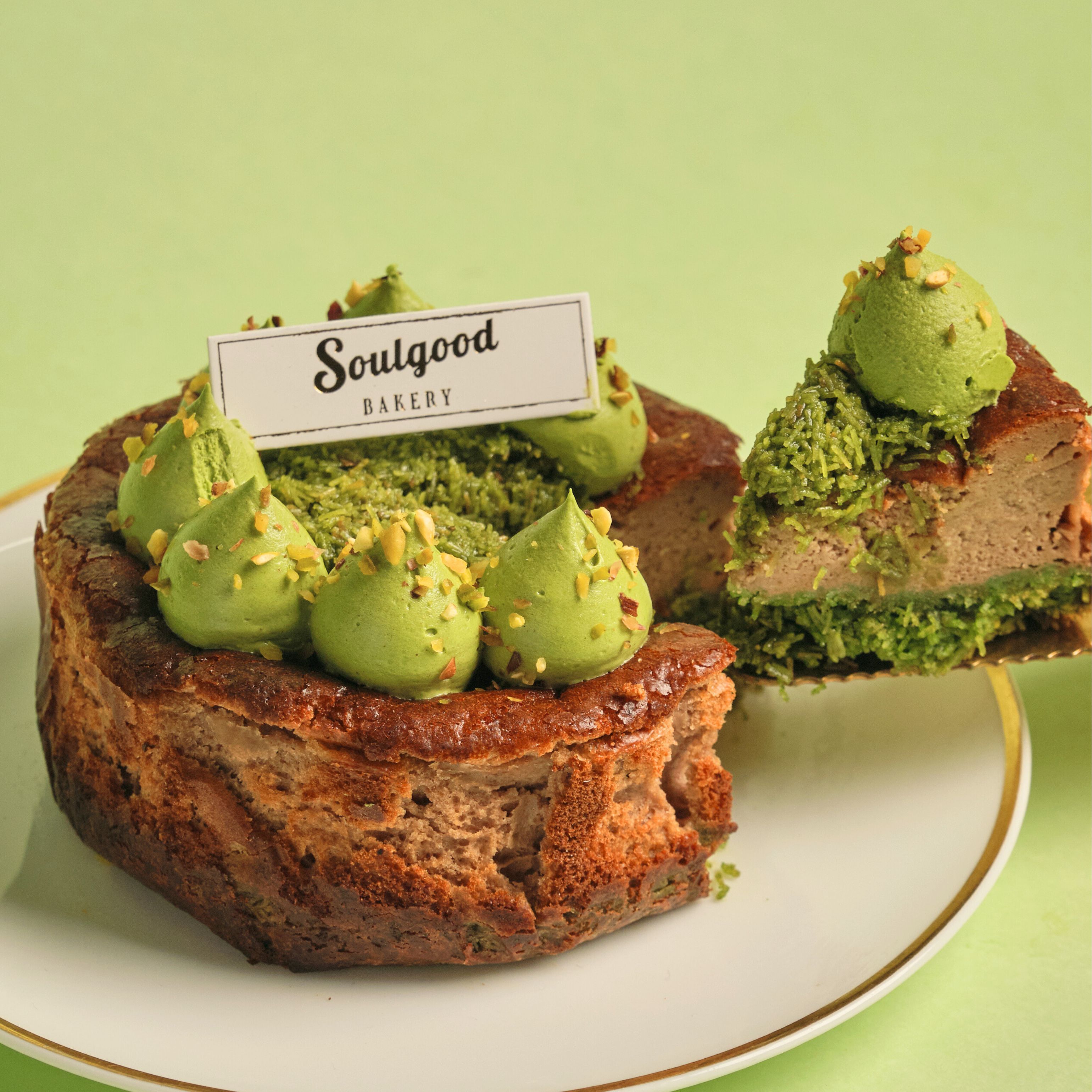 杜拜開心果朱古力 迷你巴斯克芝士蛋糕