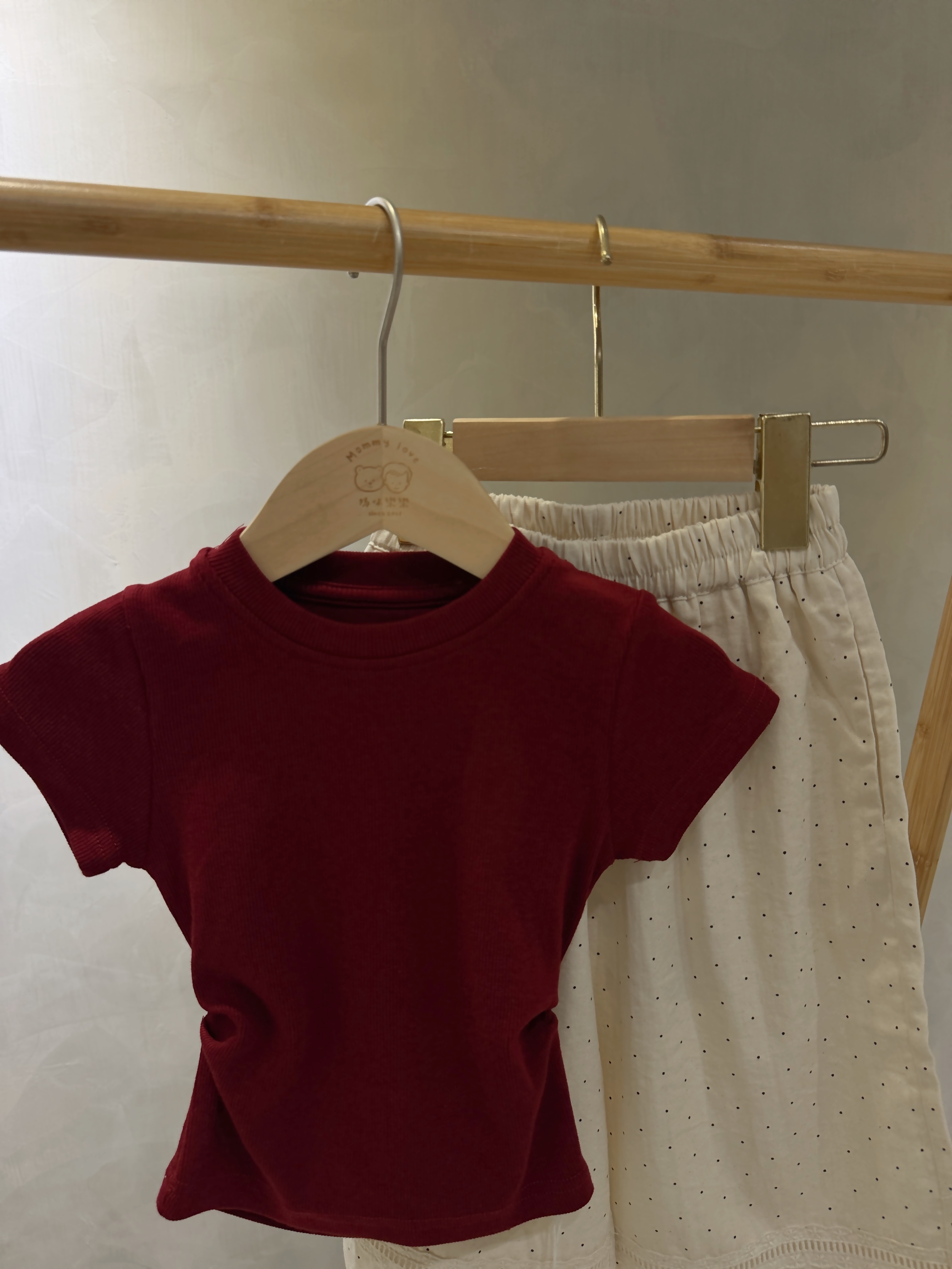 F66125背後小心機上衣C206