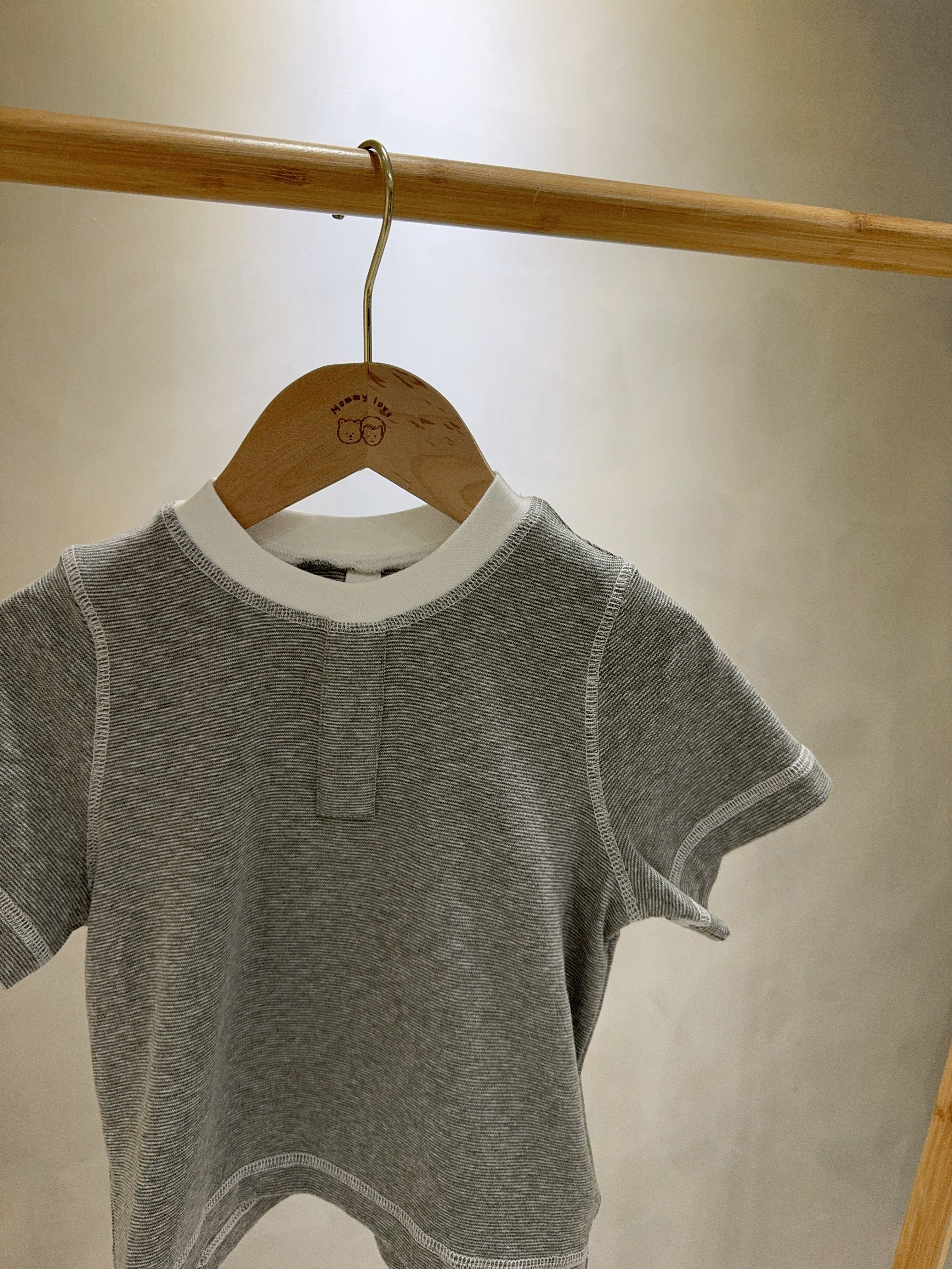 69033條紋灰上衣C207