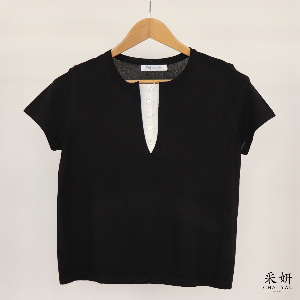 假兩件開襟細針織短袖上衣