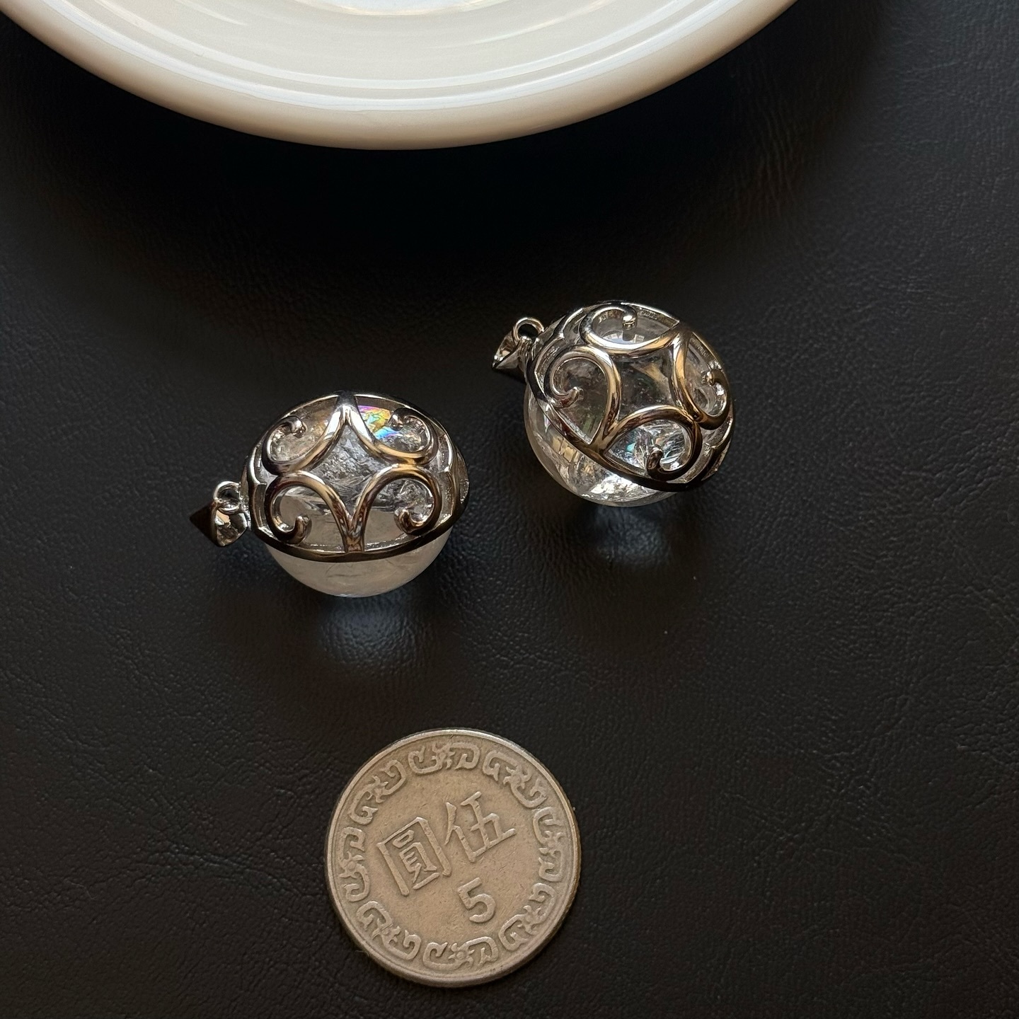 [原石] 爆彩白水晶球 項鏈吊墜