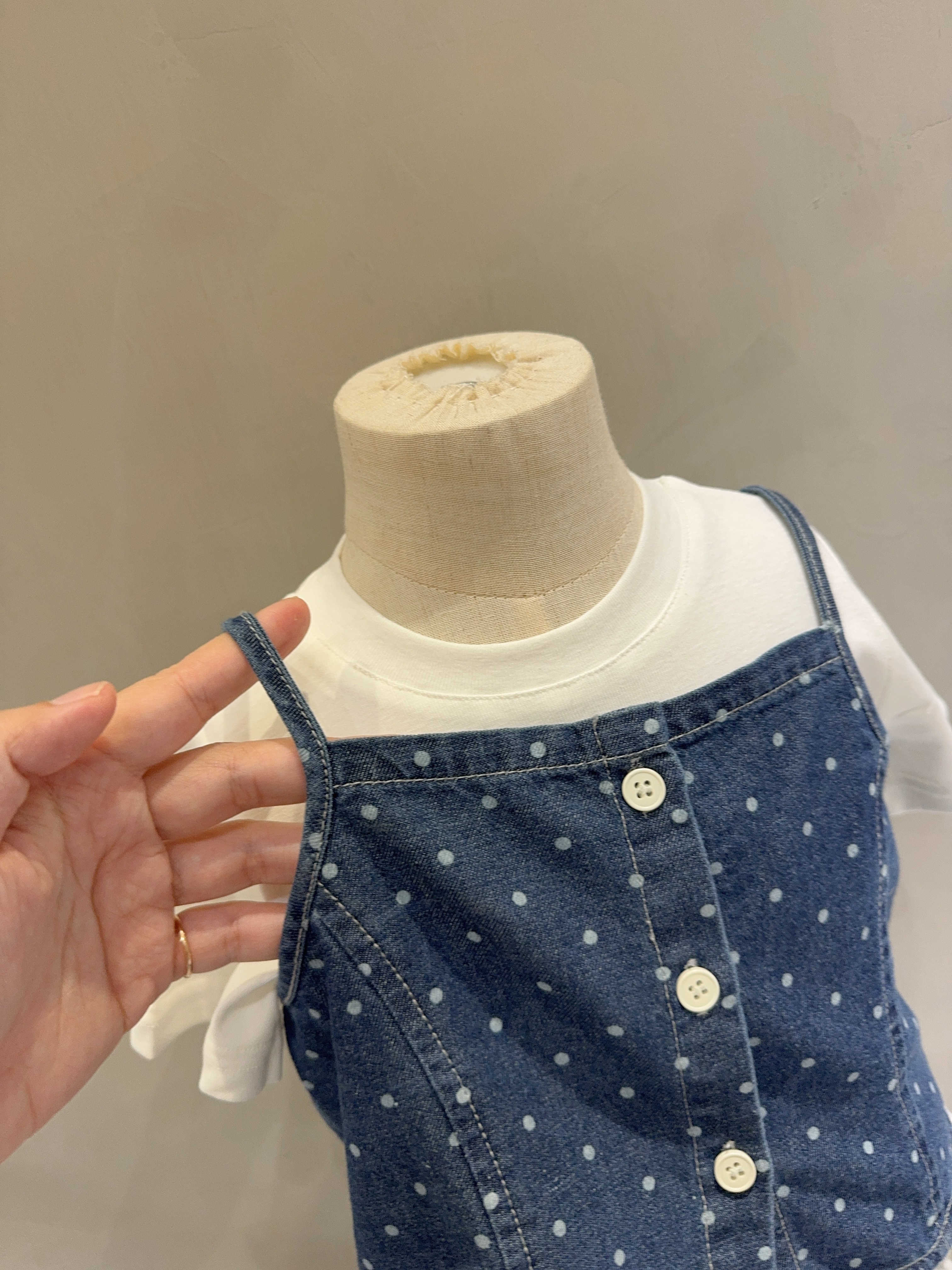 2678點點蕾絲三件套裝C225