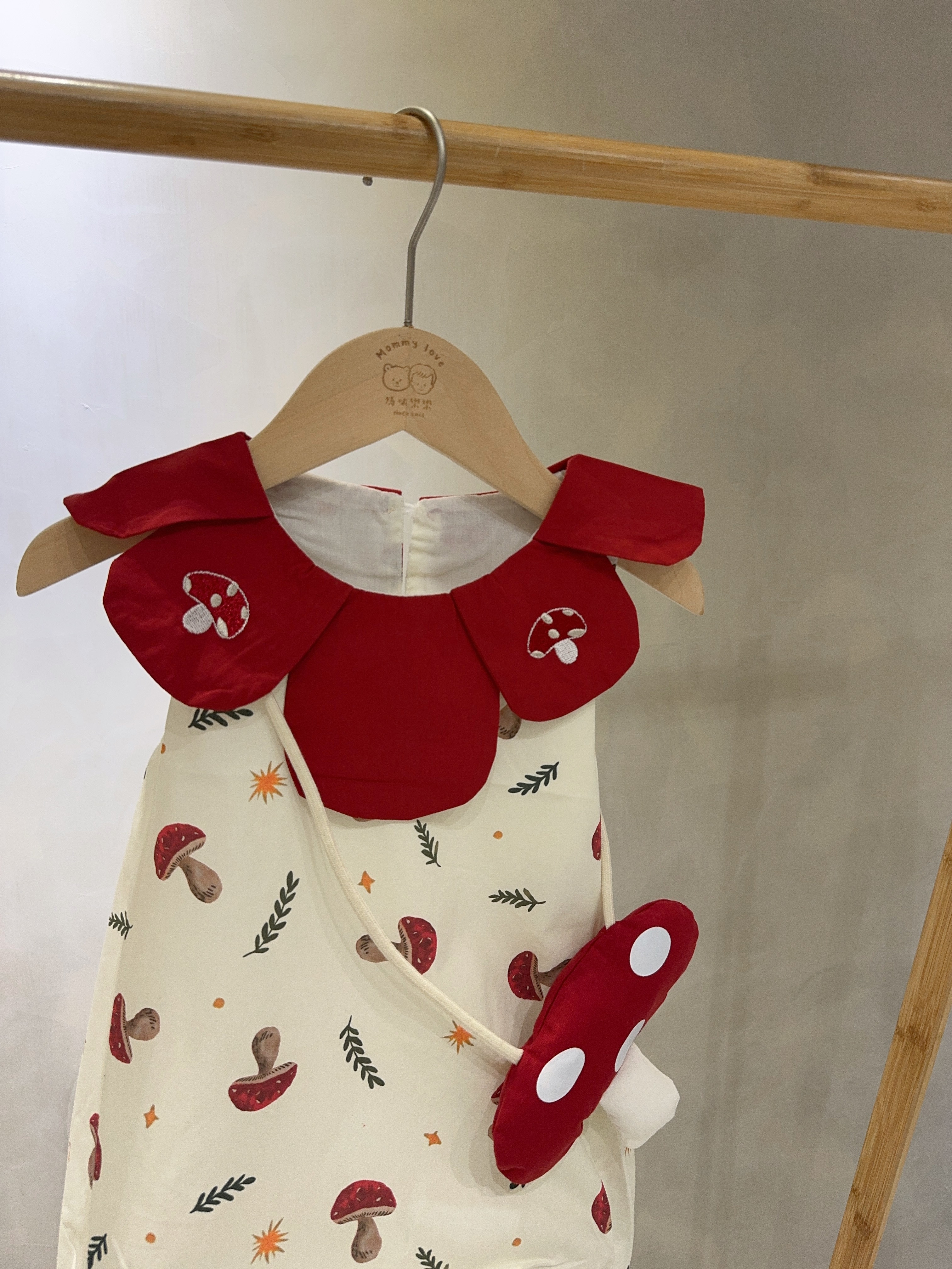 6359可愛蘑菇連衣裙(含包)C221