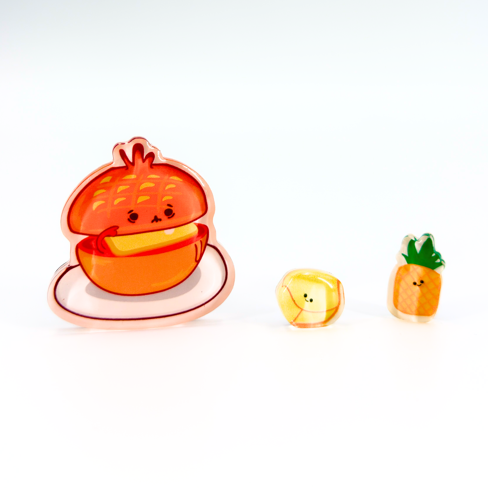 This and this magnet - Pineapple Bun