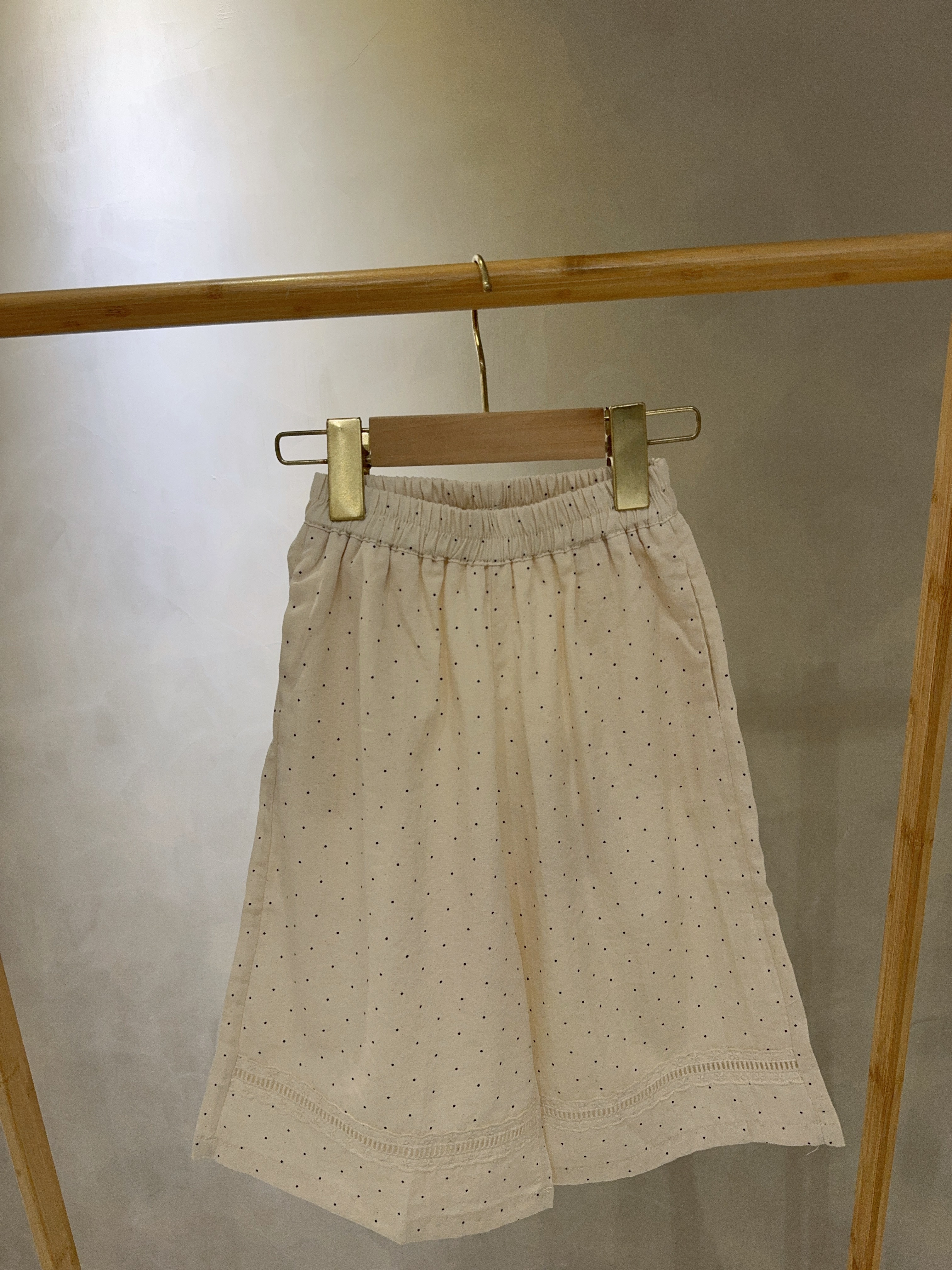 F66106點點花邊褲C238