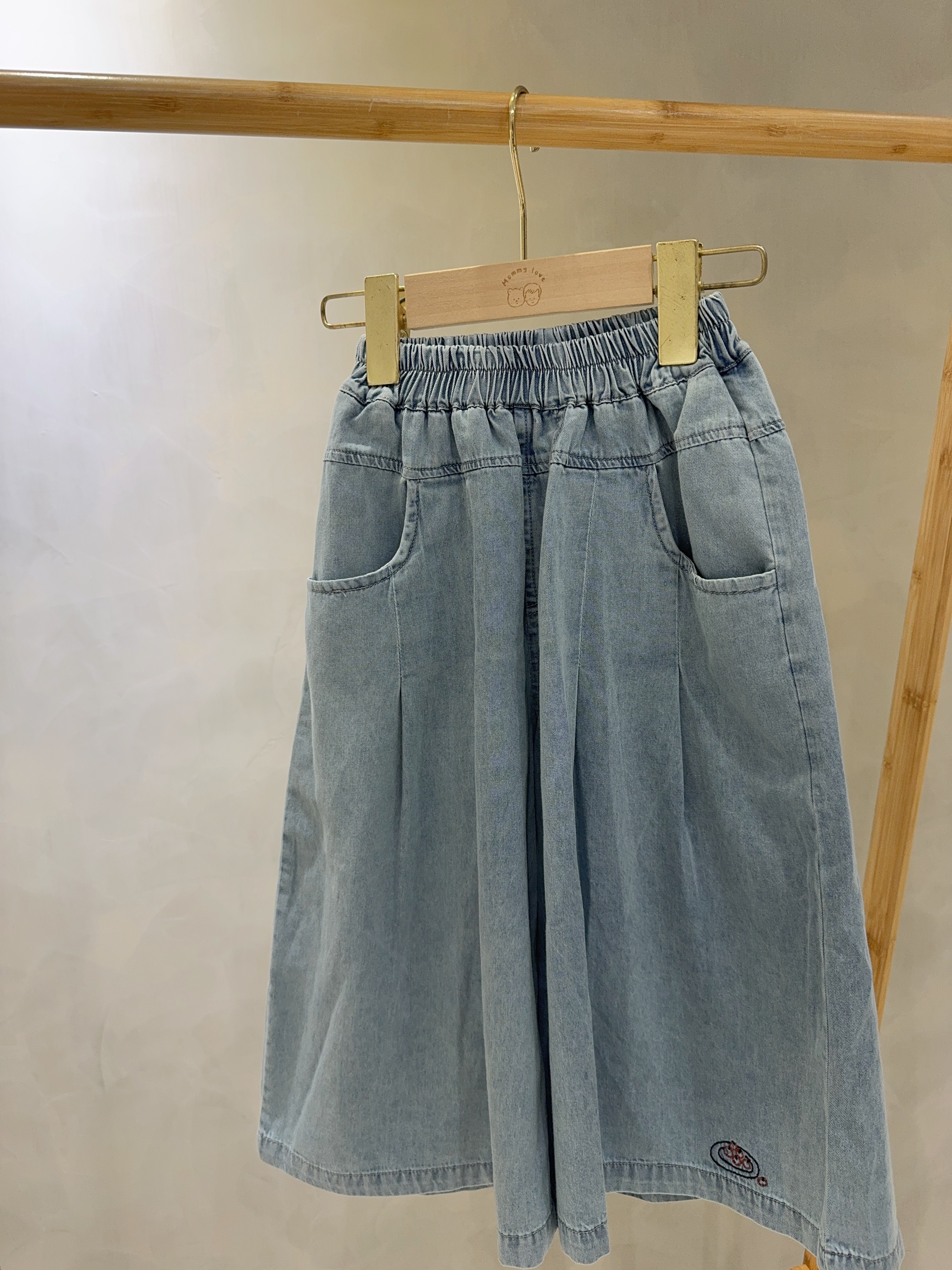 26182軟料牛仔寬褲C236