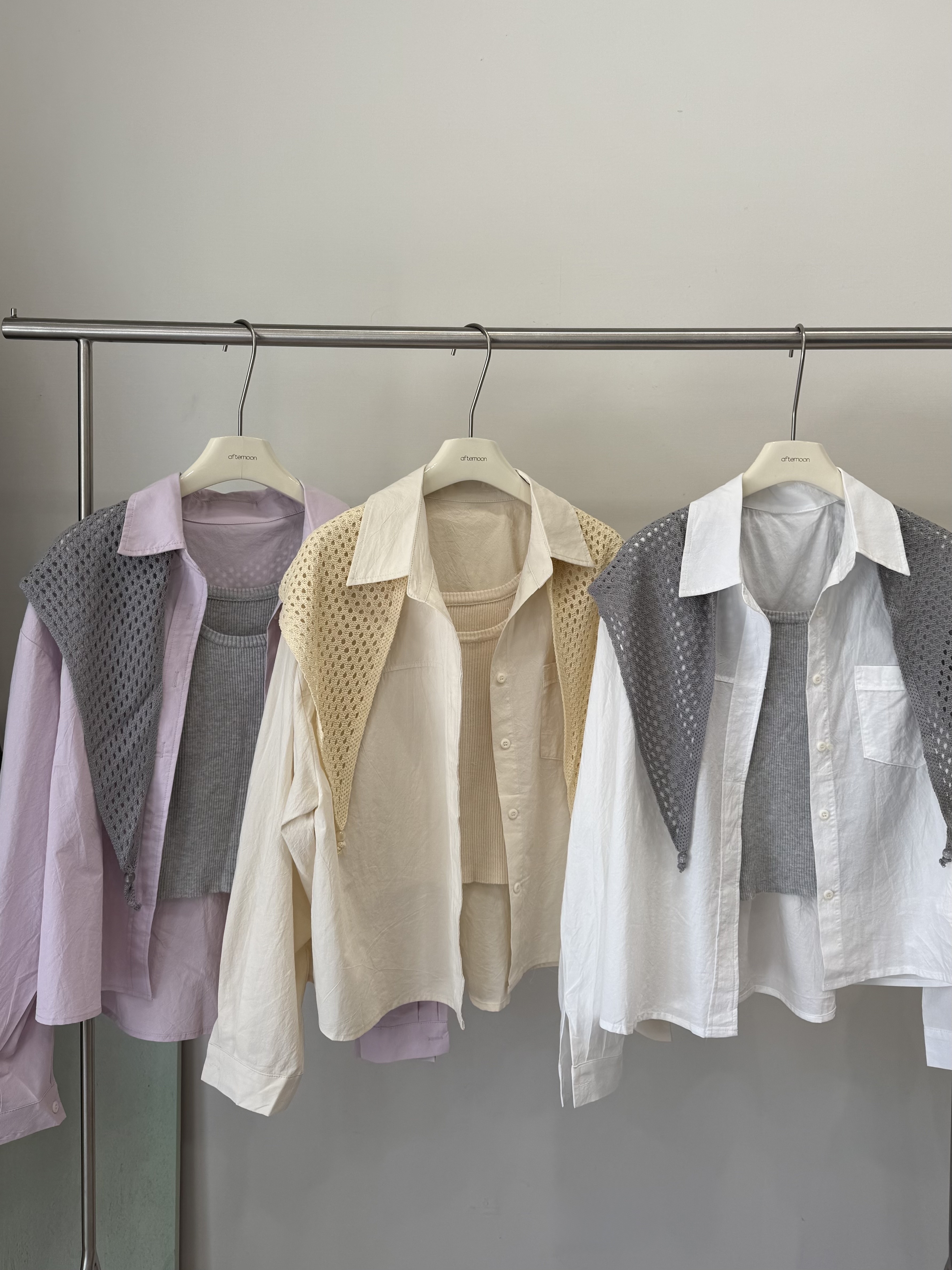 608 附洞洞披肩襯衫