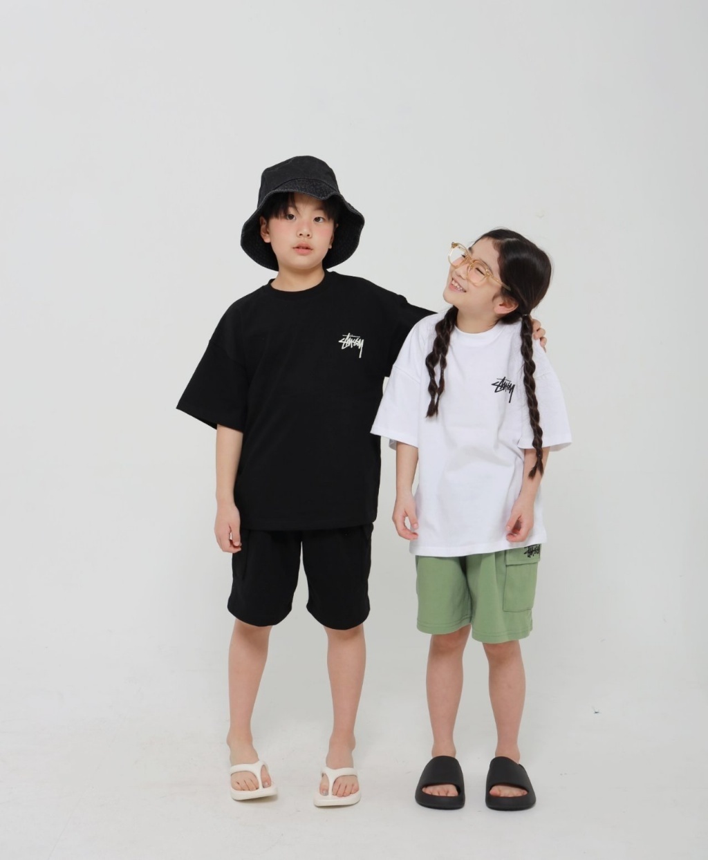 正韓夏Ggomenge 親子裝_兩色帥氣工裝草寫短褲