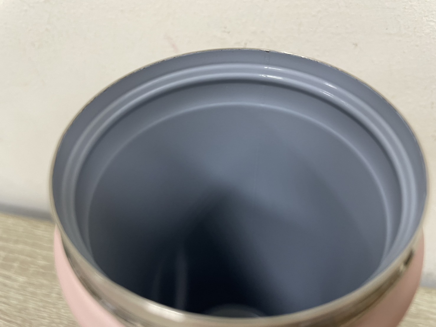 【福利瑕疵品售出，概不退換】淨瓷彈跳杯-設計款 550ML(S) _櫻花繽粉