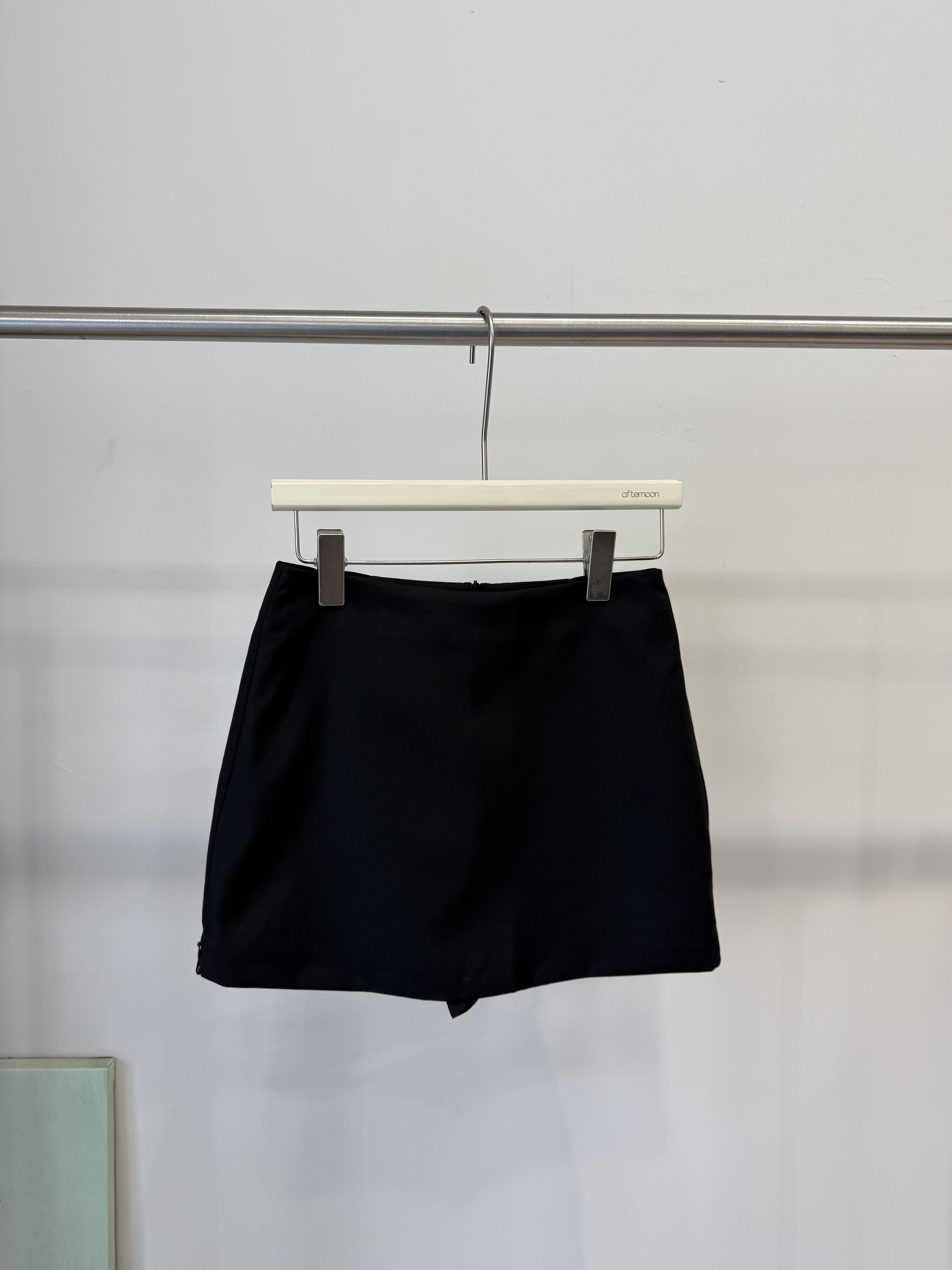 535 側邊開衩拉鏈褲裙