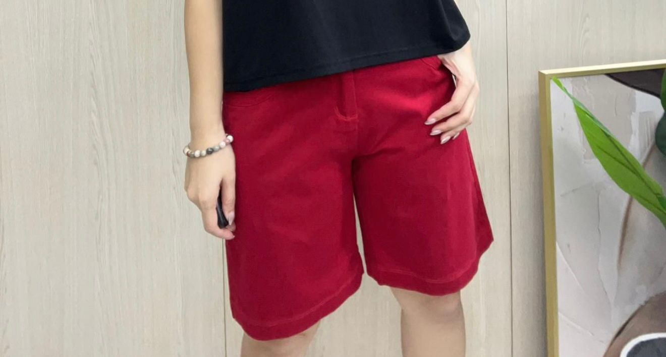 Mar 紅色短褲~換購價$99~151AG