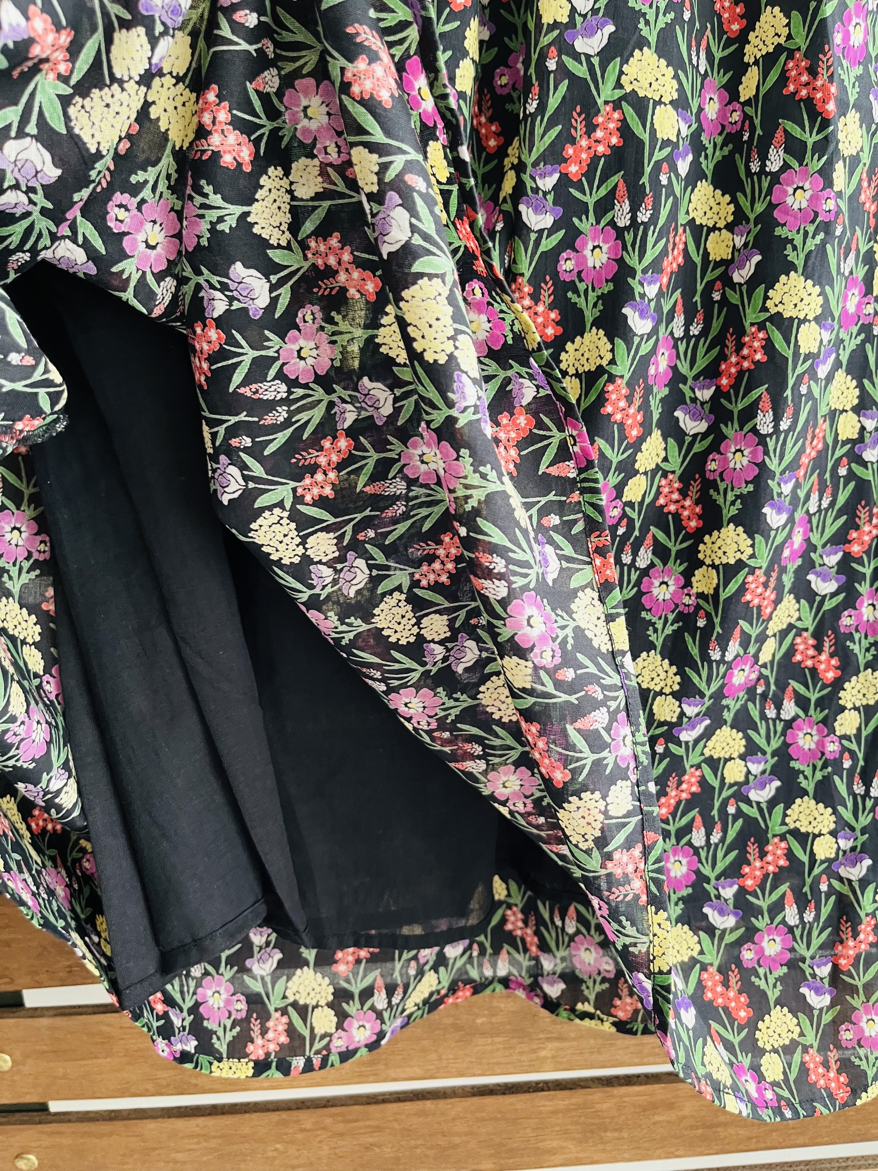 Kilki黑色雪紡碎花裙