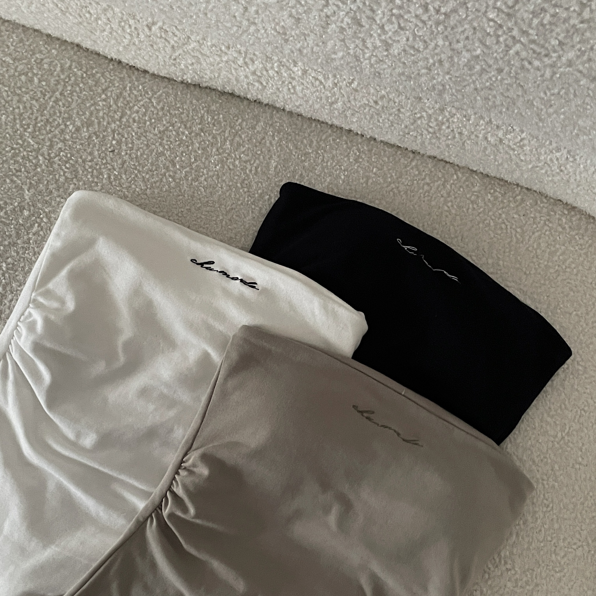 【 𝐂𝐇𝐔-𝐌𝐀𝐃𝐄 】私心推薦，小胸認證的掐腰Bra Top (面料巨軟彈!大胸也適合!)