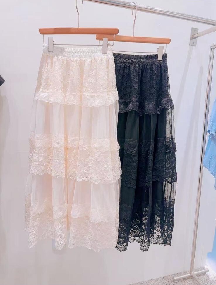 AW13 腰24-40 HIP48 長34 $539 (一口價)