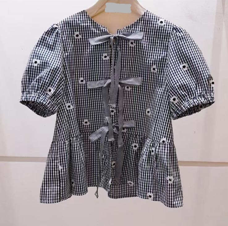 AW16 胸42 長24.5 $459 (一口價)