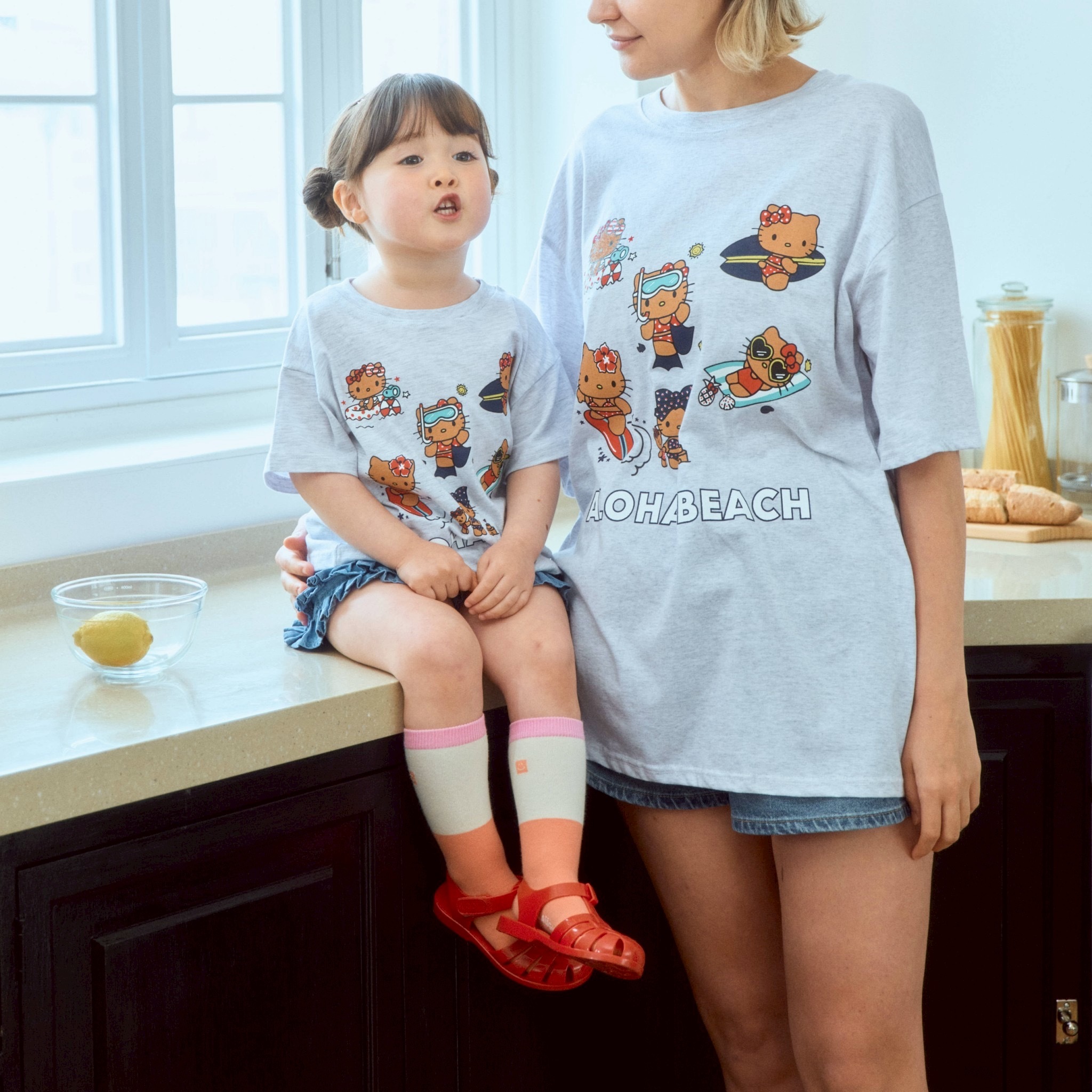 曬黑的kitty t恤 親子款