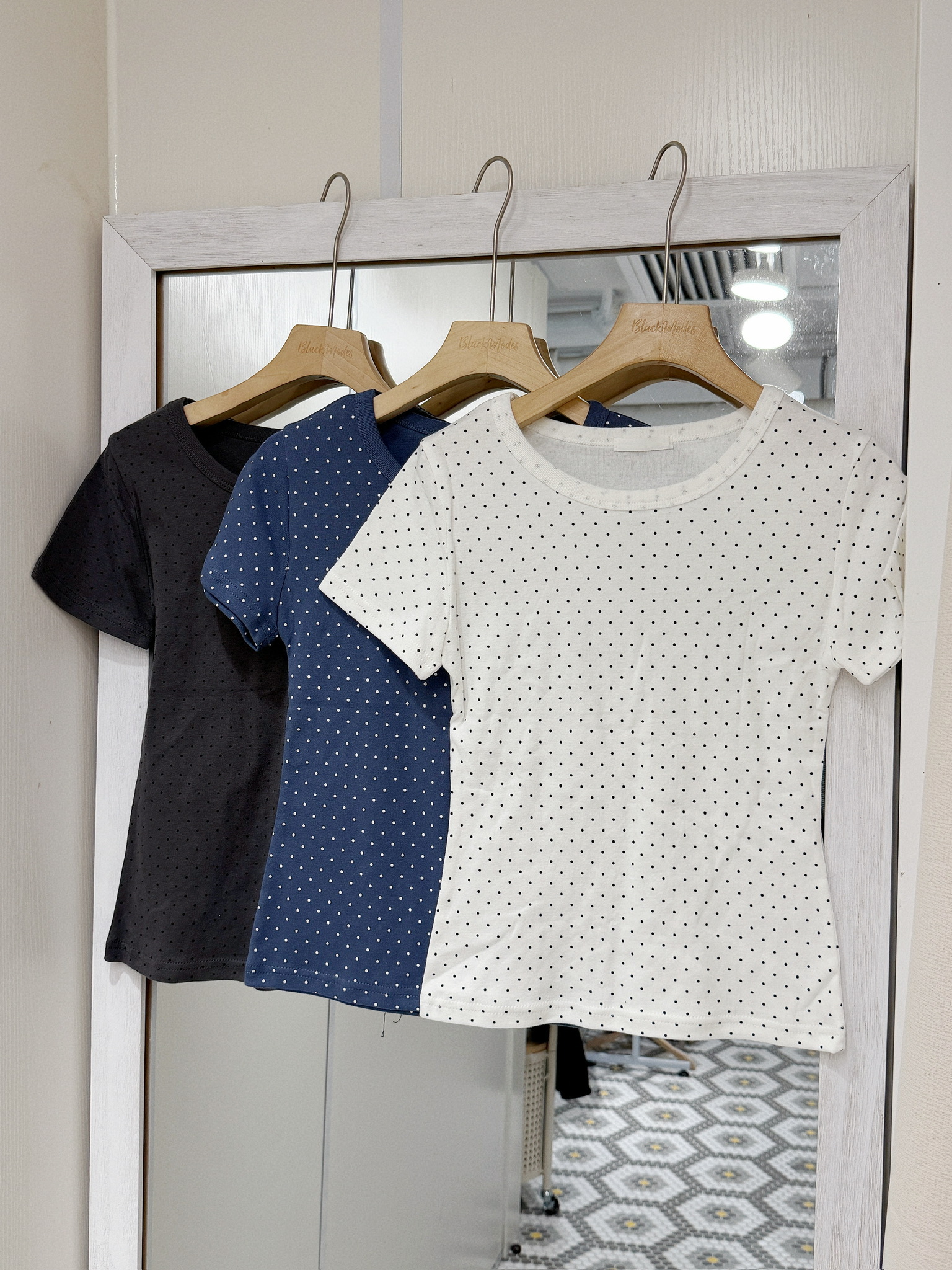 T1332｜韓系Y2K波點微修腰短袖TEE ⋆˚꩜｡