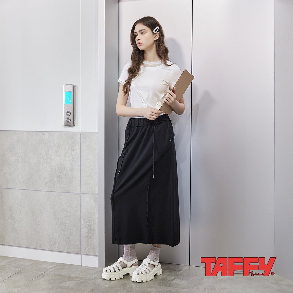 MA‧TSU Mi  柔霧感網紗拼接短版木耳邊層次上衣(白.黑)