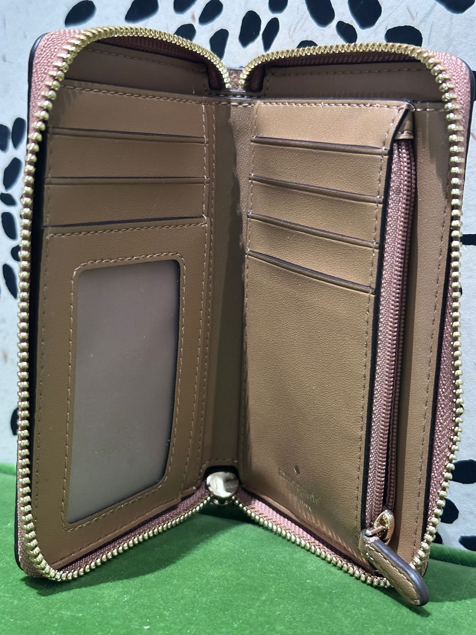 RQ43 KS 焦糖色Knott中銀包 Knott Medium Wallet