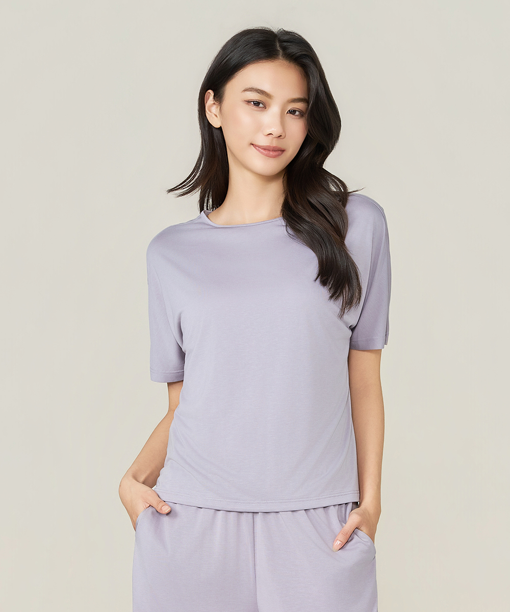 自由空間- FREEWEAR 輕涼嫘縈女圓領連袖寬版衫 UE0E2626