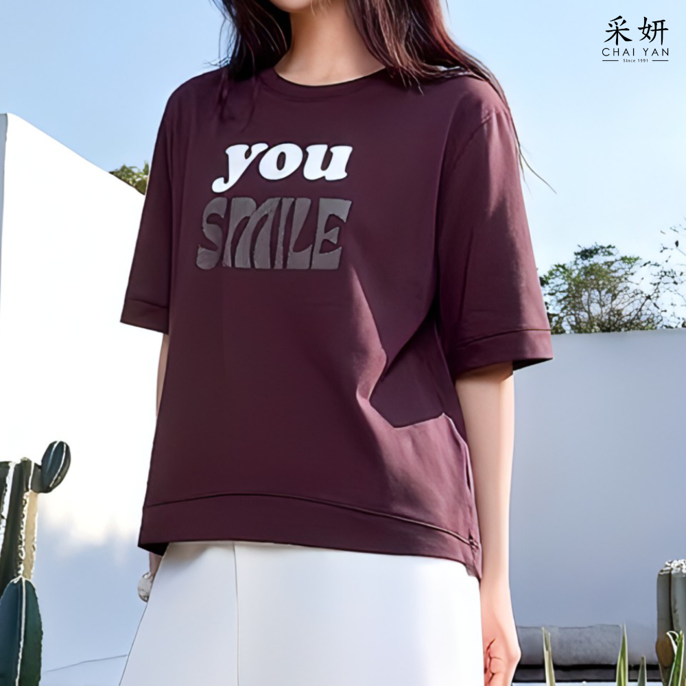 立體膠絨字母滑棉短袖上衣