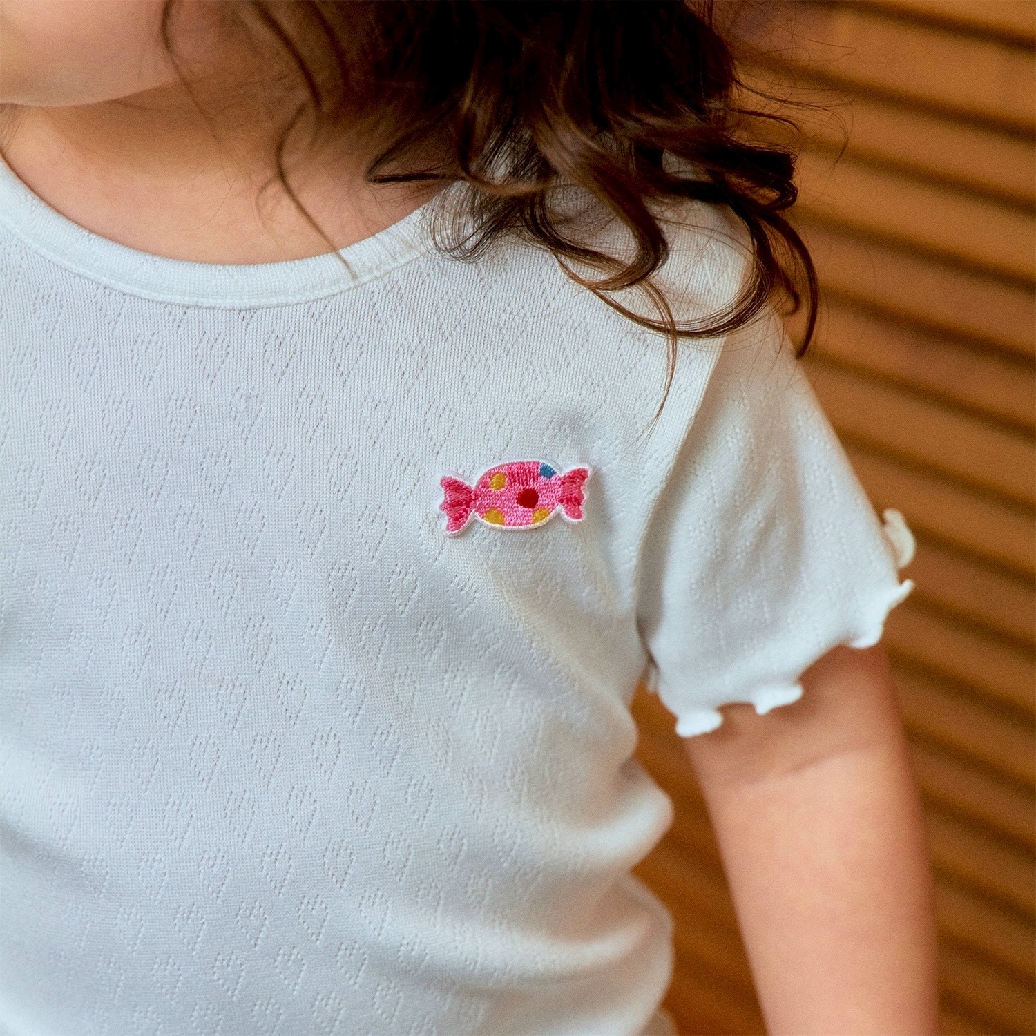 小糖果木耳邊上衣