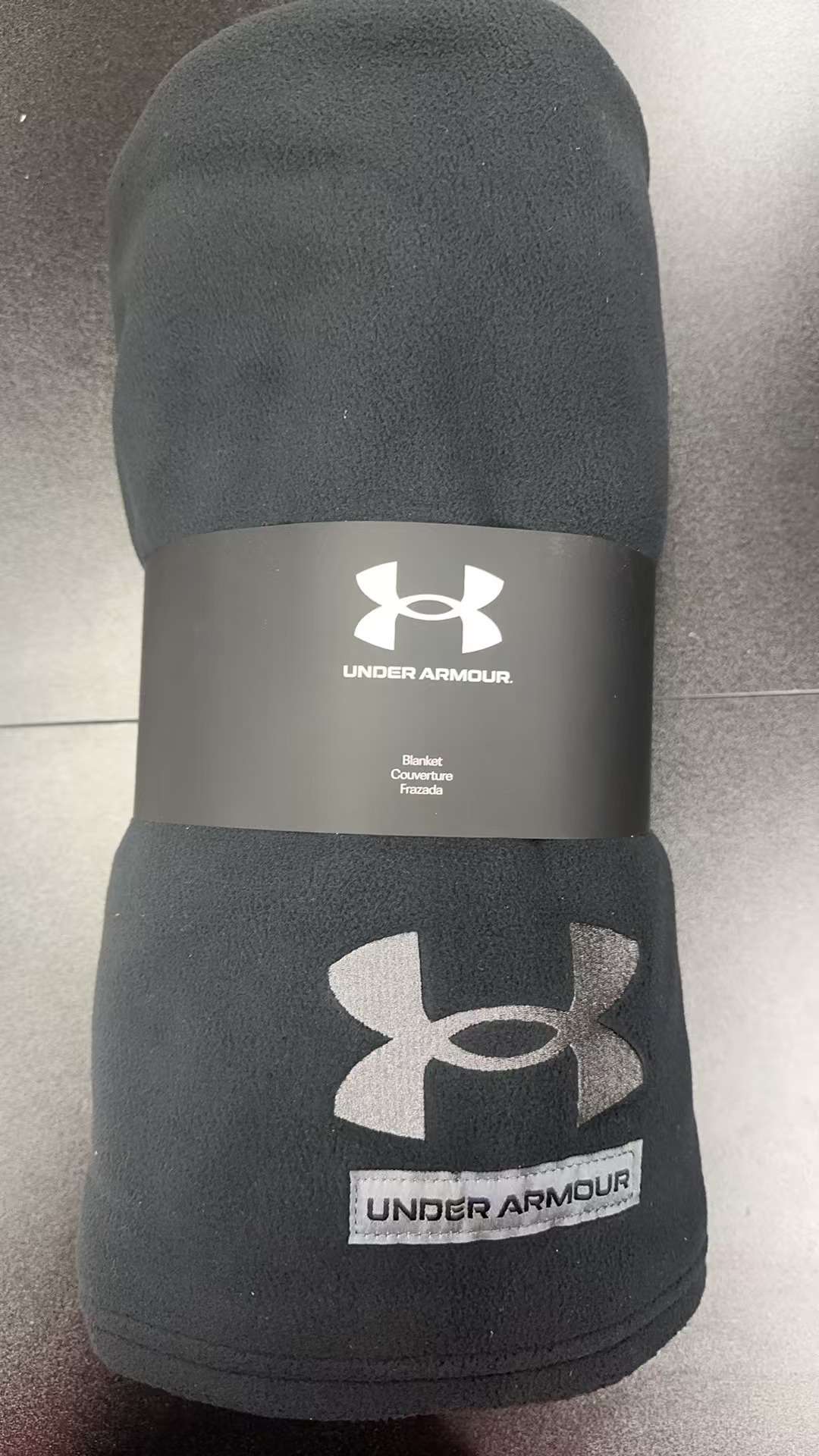 【直播】LX031989 Under Armour 毛毯