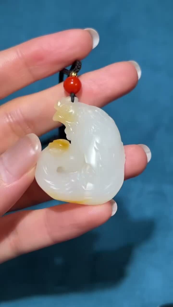 3826 和田玉籽料吉祥高升