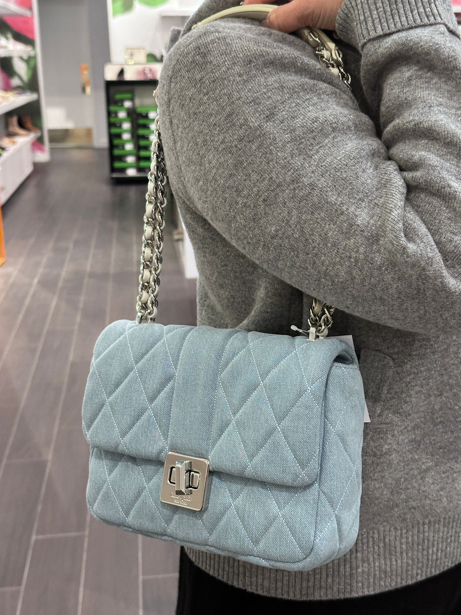 RQ65 KS 牛仔間線細斜背包 Carey Quilted Denim Crossbody Bag