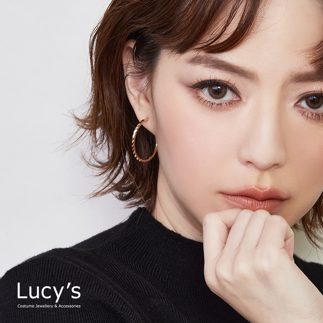 稜光斜切 圈型耳環 (122032)