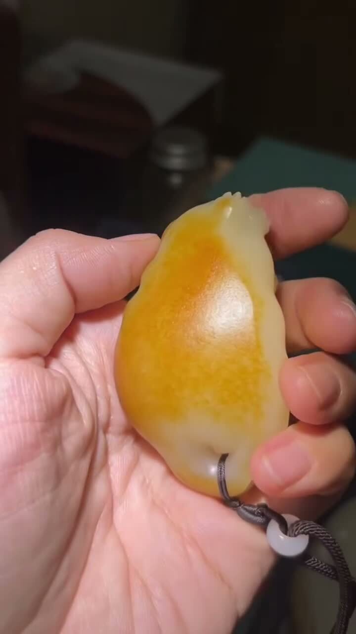 38723 和田玉籽料貔貅