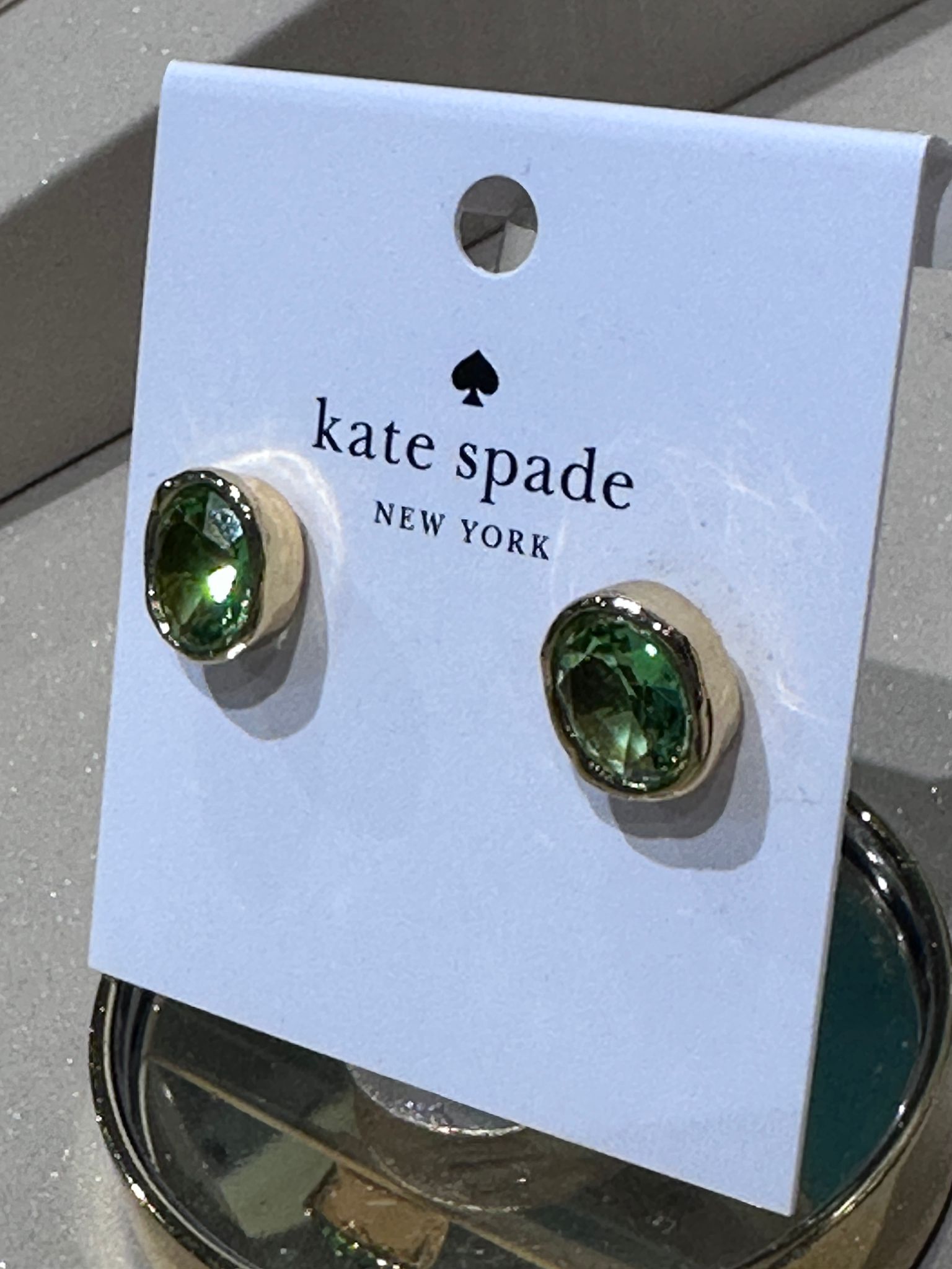 RQ94 KS 綠色圓形水晶耳環 High Shine Studs