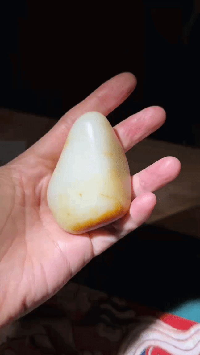 38726 和田玉原籽