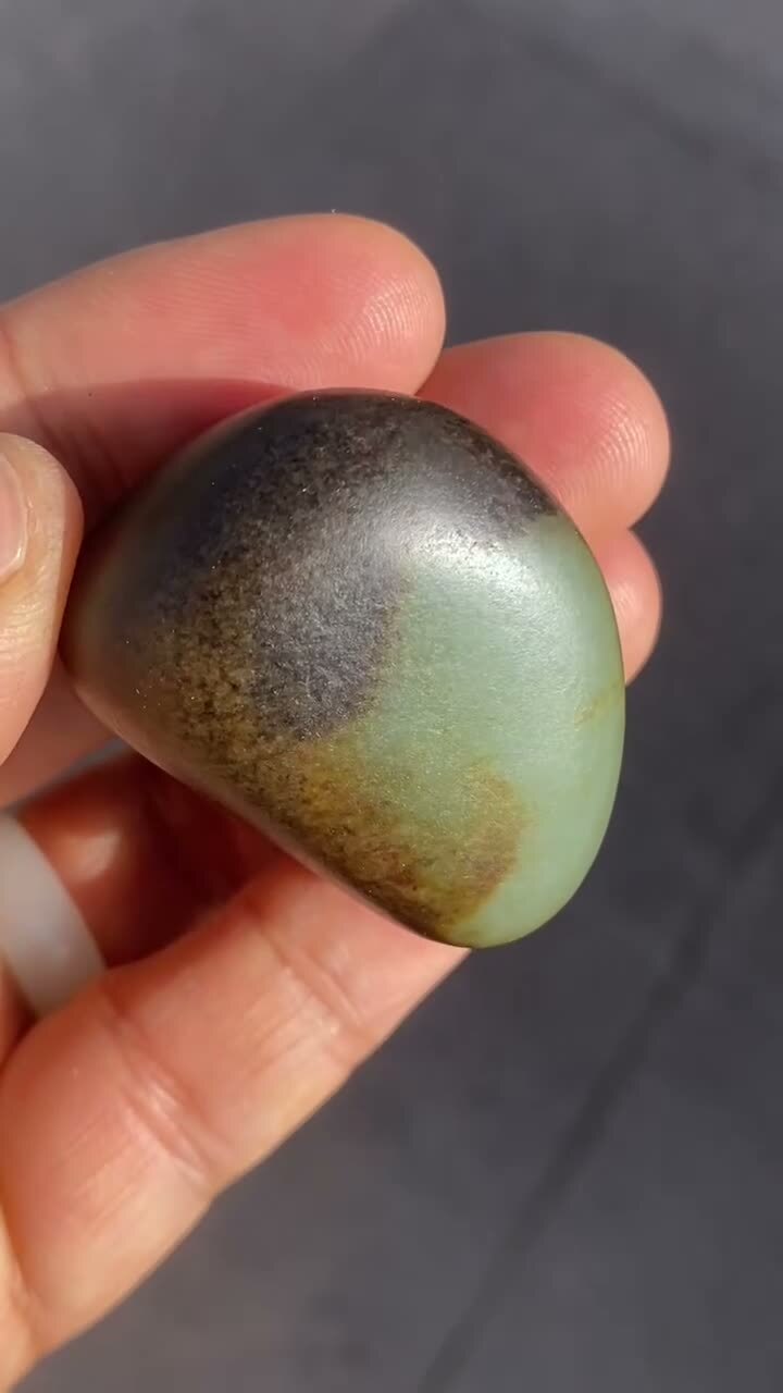 38727 和田玉原籽