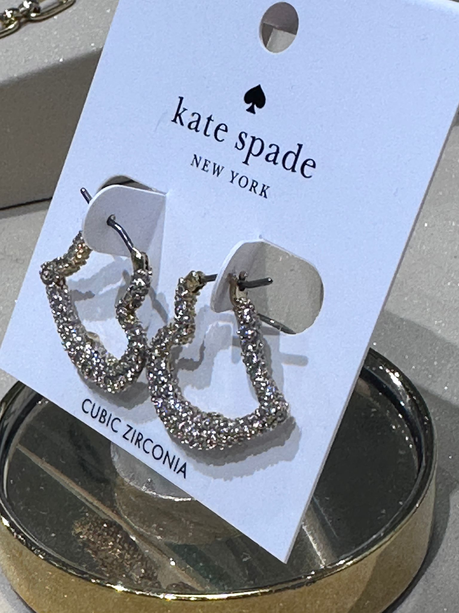 RQ98 KS 閃石心形圈耳環 Amour Pave Huggies